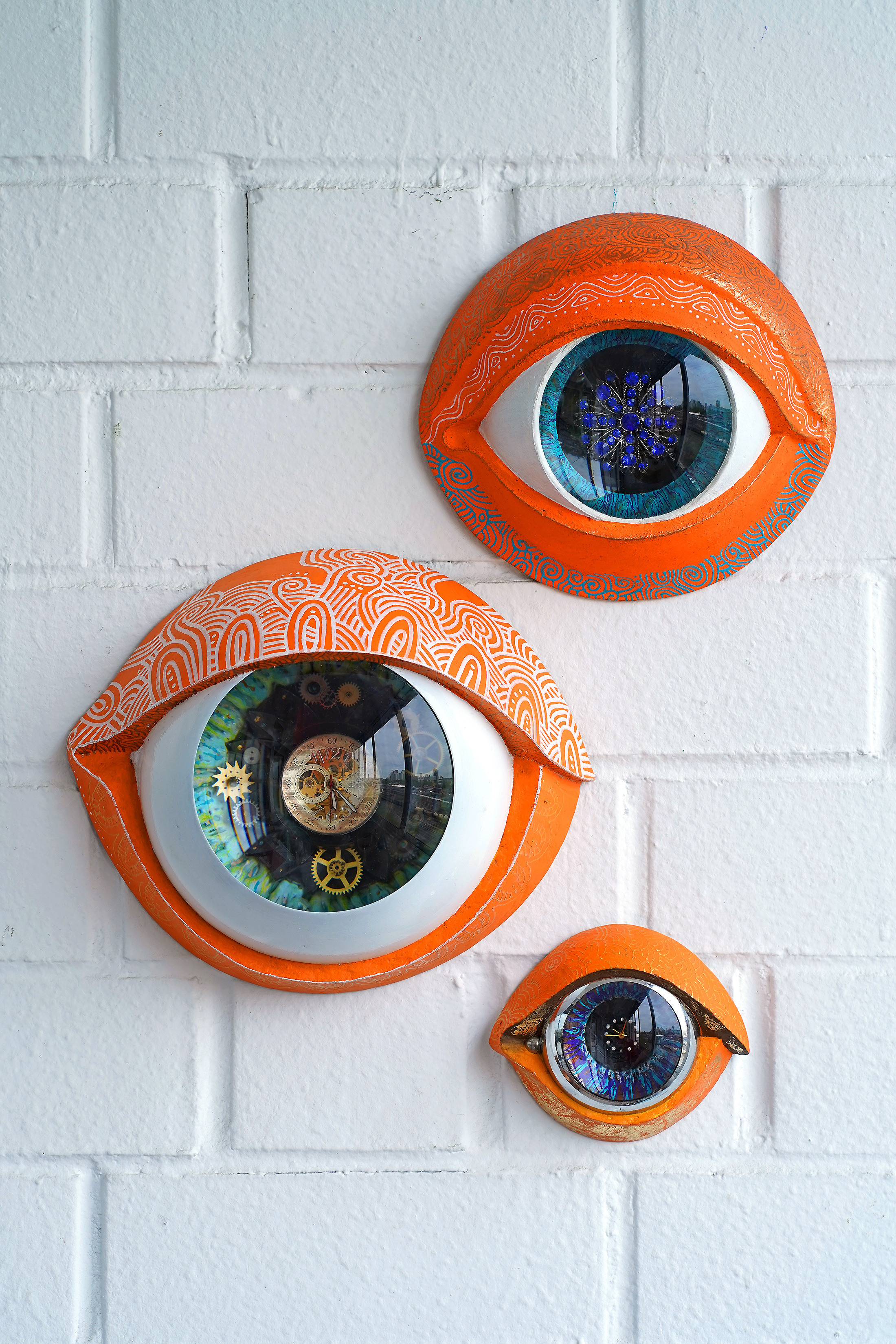 Лобанов Сергей Скульптор клиника Линза декор интерьера подарок скульптура настенное панно интерьер дизайн