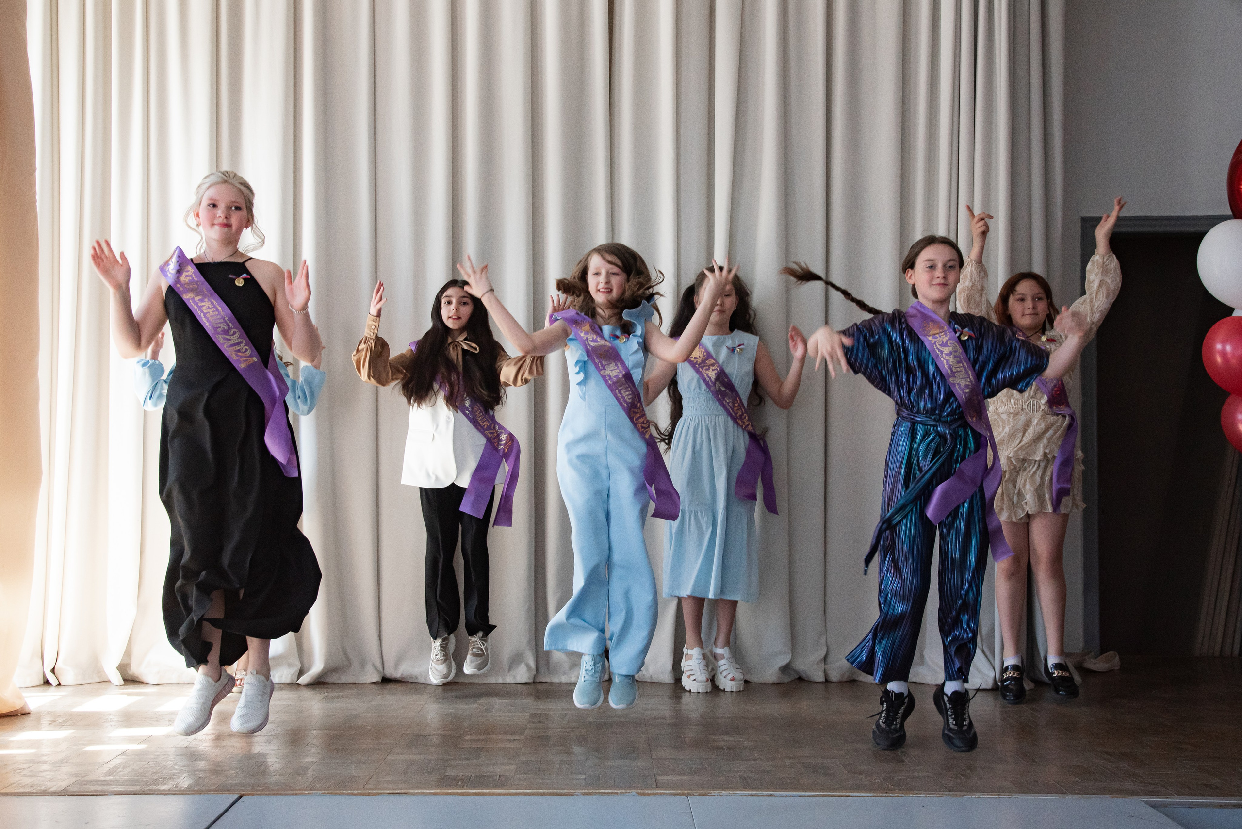 Выпускной 4 класс, 280 школа им. Лермонтова, 25.05.2024. Наталия Март | Фотограф СПб