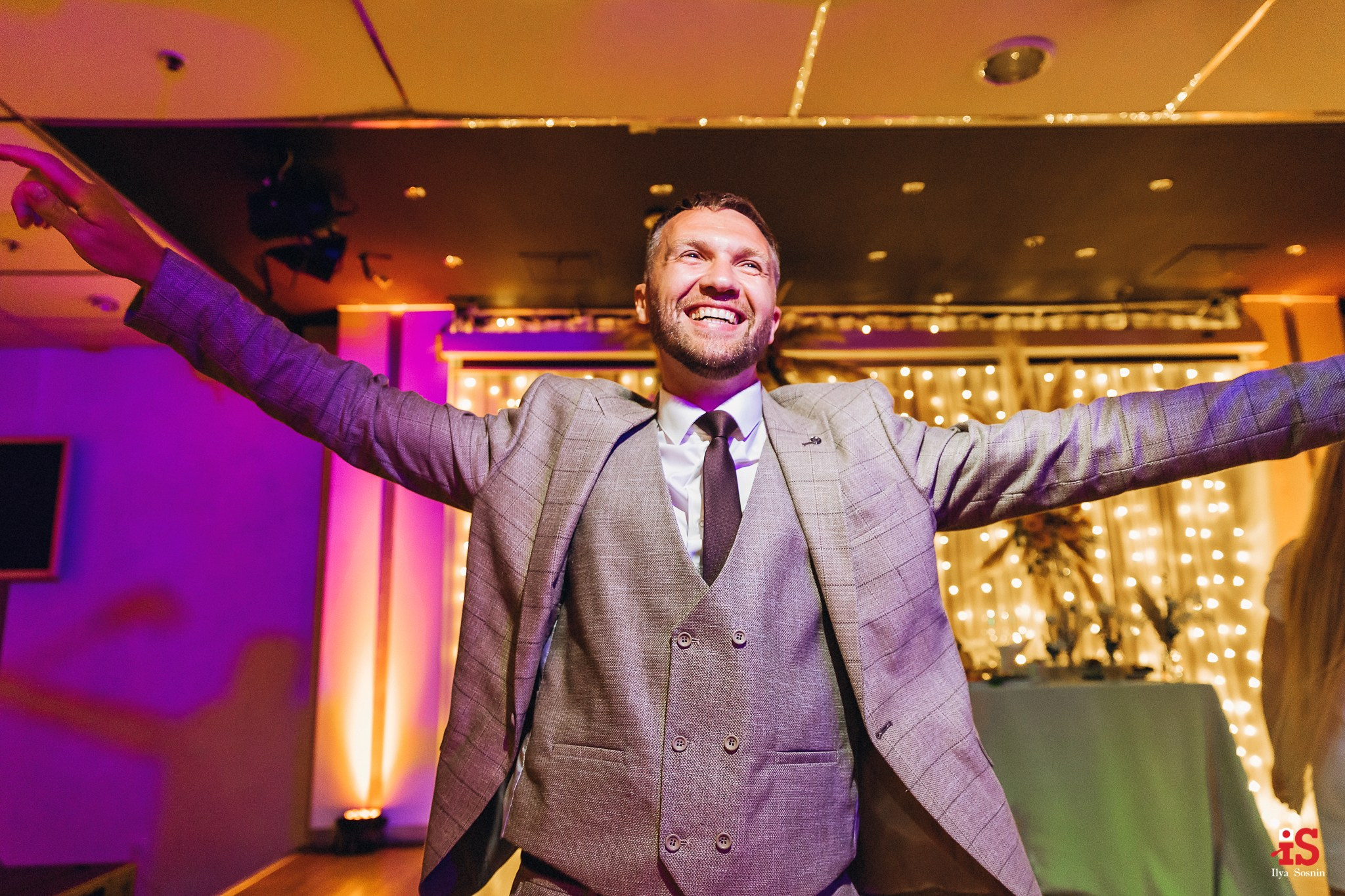 Павел и Елизавета. Профессиональный фотограф Петрозаводск Илья Соснин