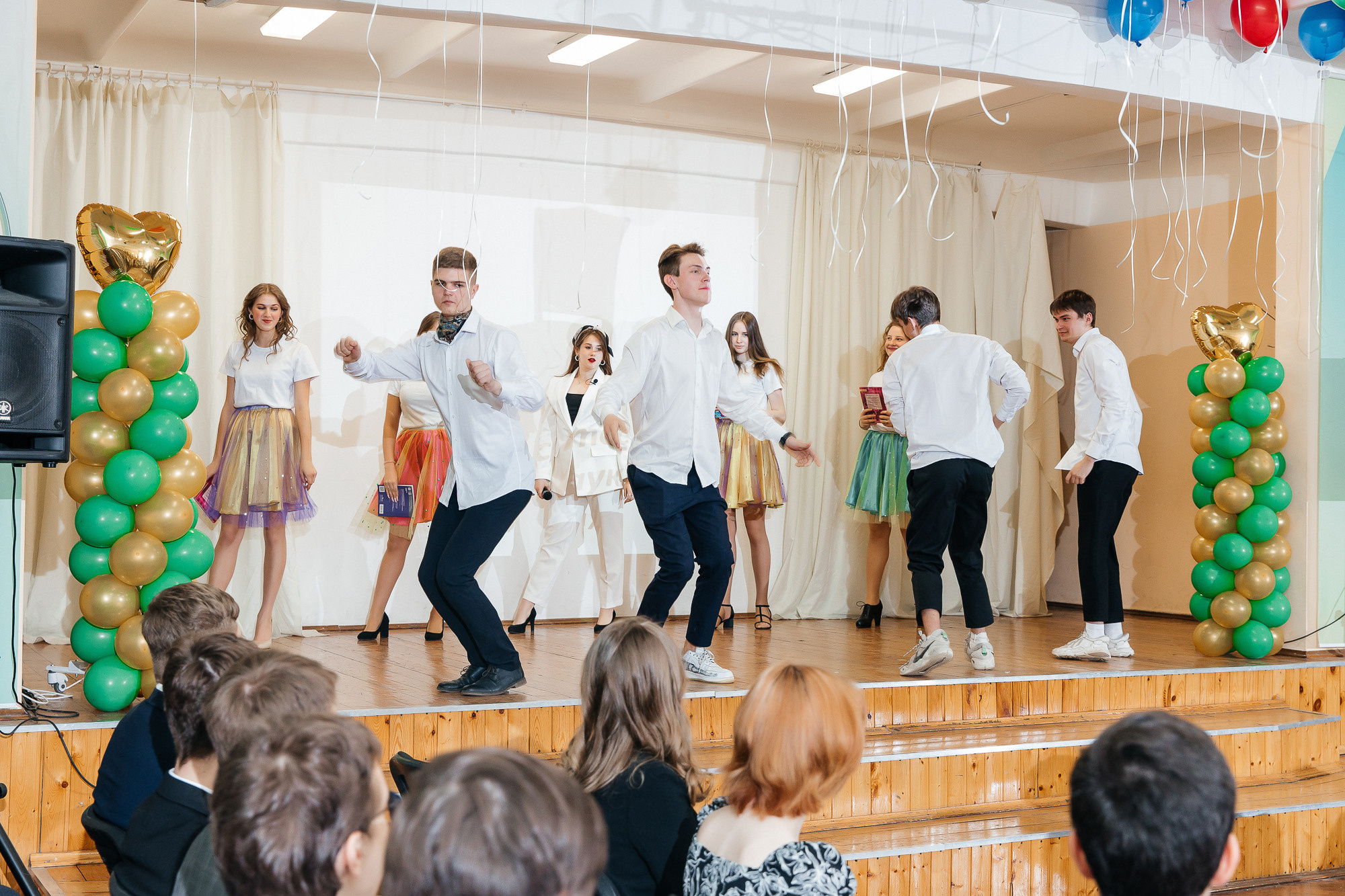 101 лицей — Последний звонок (25 мая 2022). Свадебный и семейный фотограф Крамар Наталья