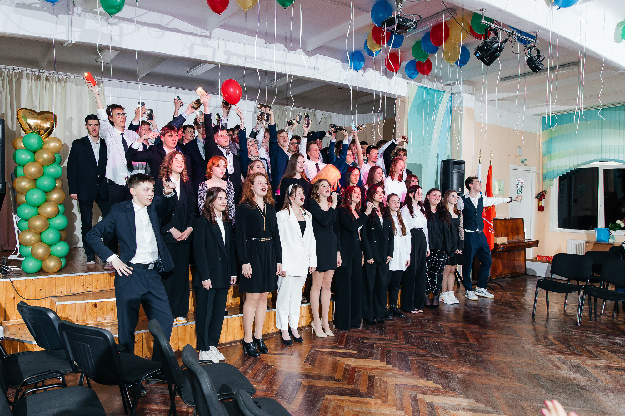 101 лицей — Последний звонок (25 мая 2022). Свадебный и семейный фотограф Крамар Наталья