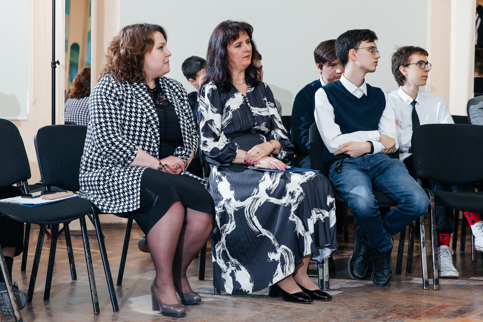 101 лицей — Последний звонок (25 мая 2022). Свадебный и семейный фотограф Крамар Наталья