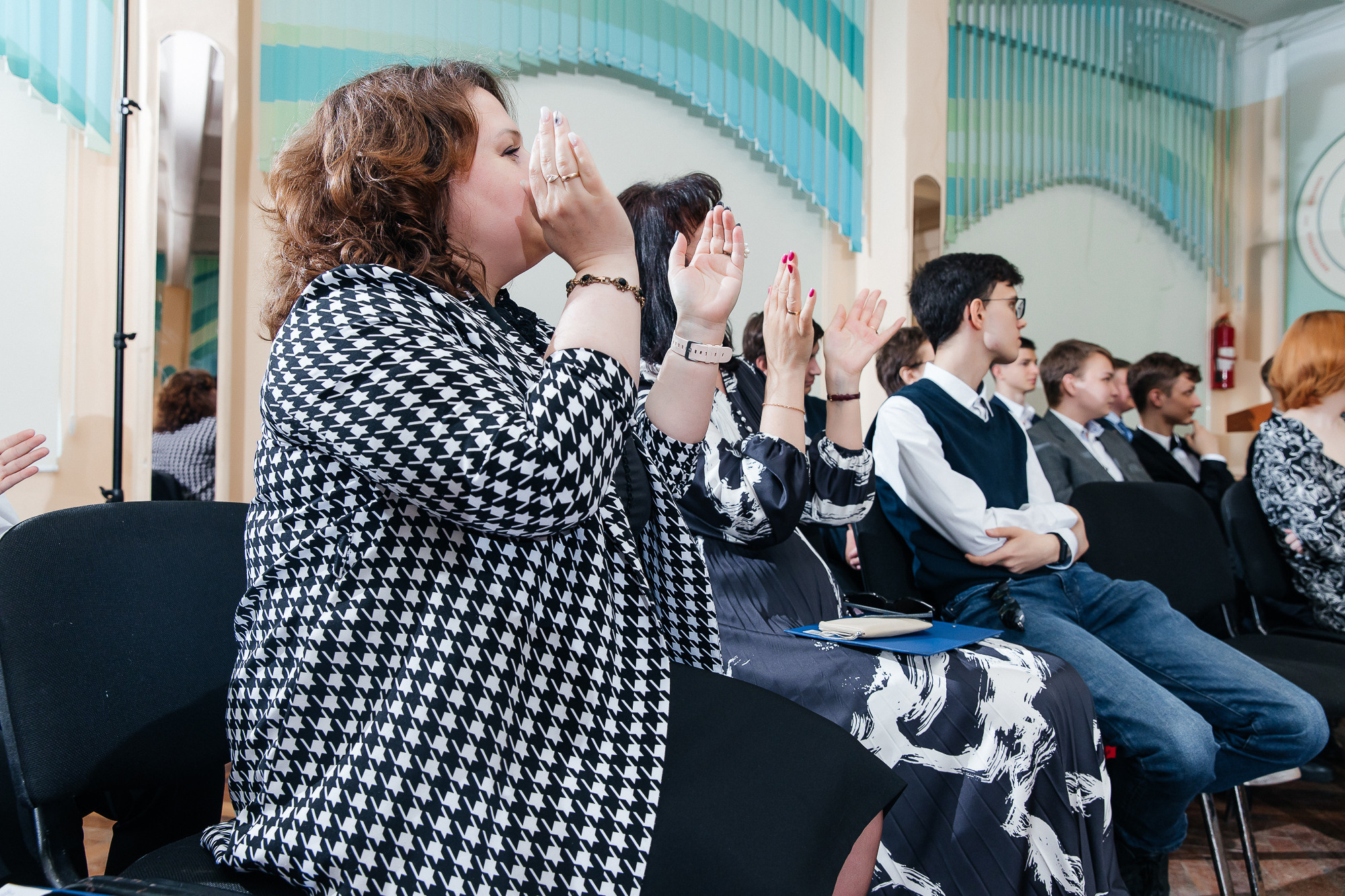 101 лицей — Последний звонок (25 мая 2022). Свадебный и семейный фотограф Крамар Наталья