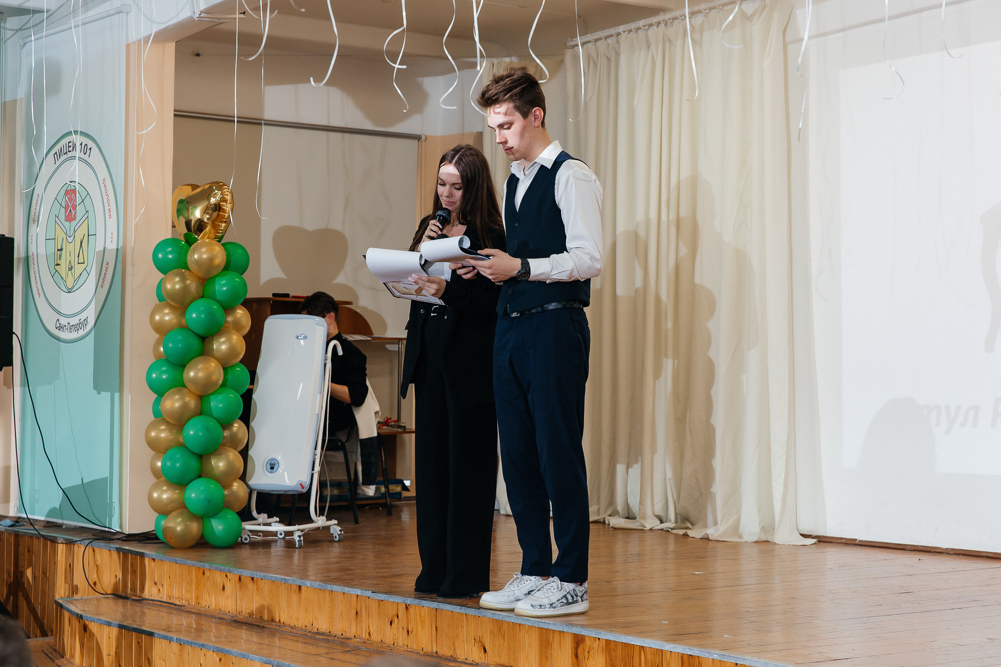 101 лицей — Последний звонок (25 мая 2022). Свадебный и семейный фотограф Крамар Наталья