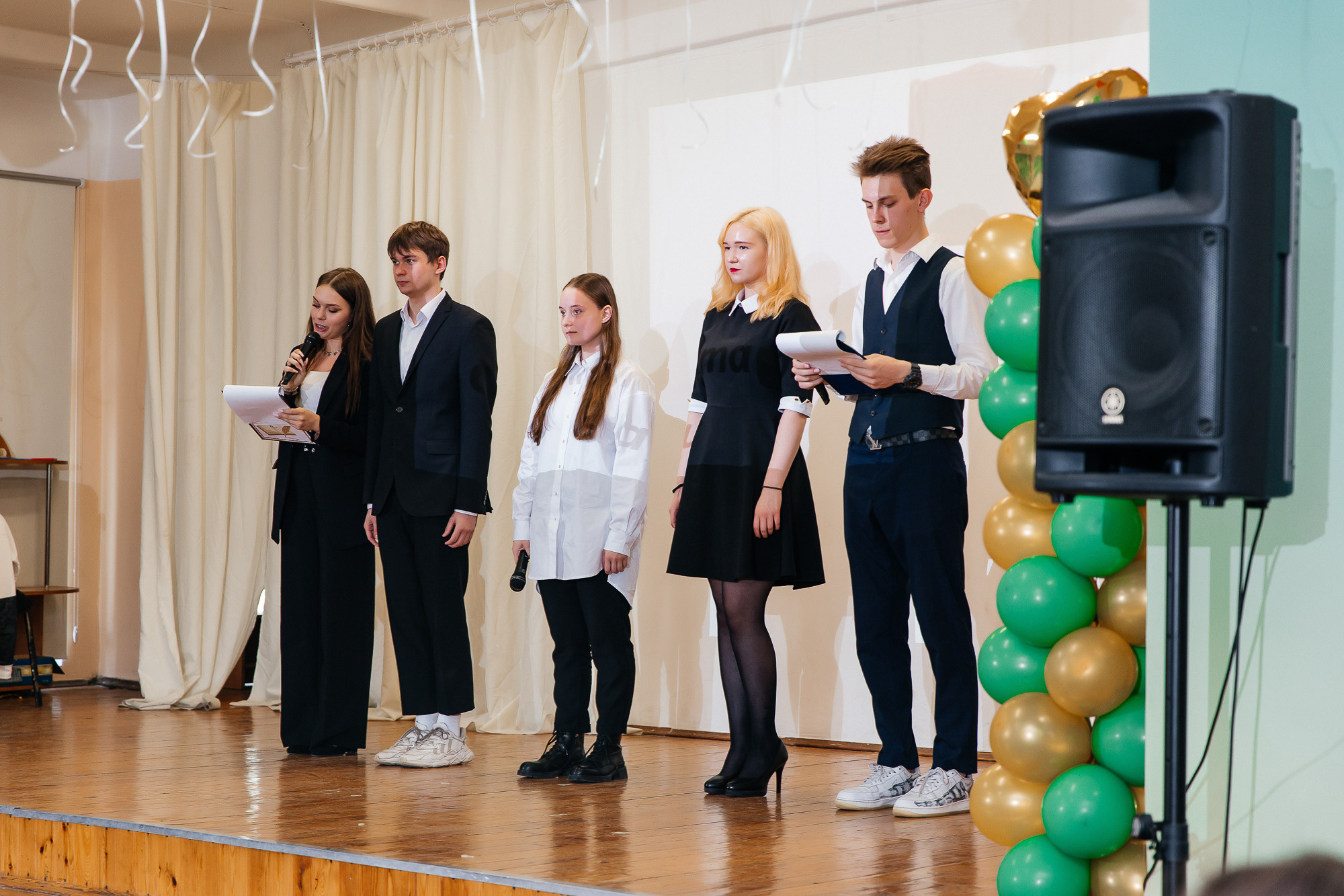 101 лицей — Последний звонок (25 мая 2022). Свадебный и семейный фотограф Крамар Наталья