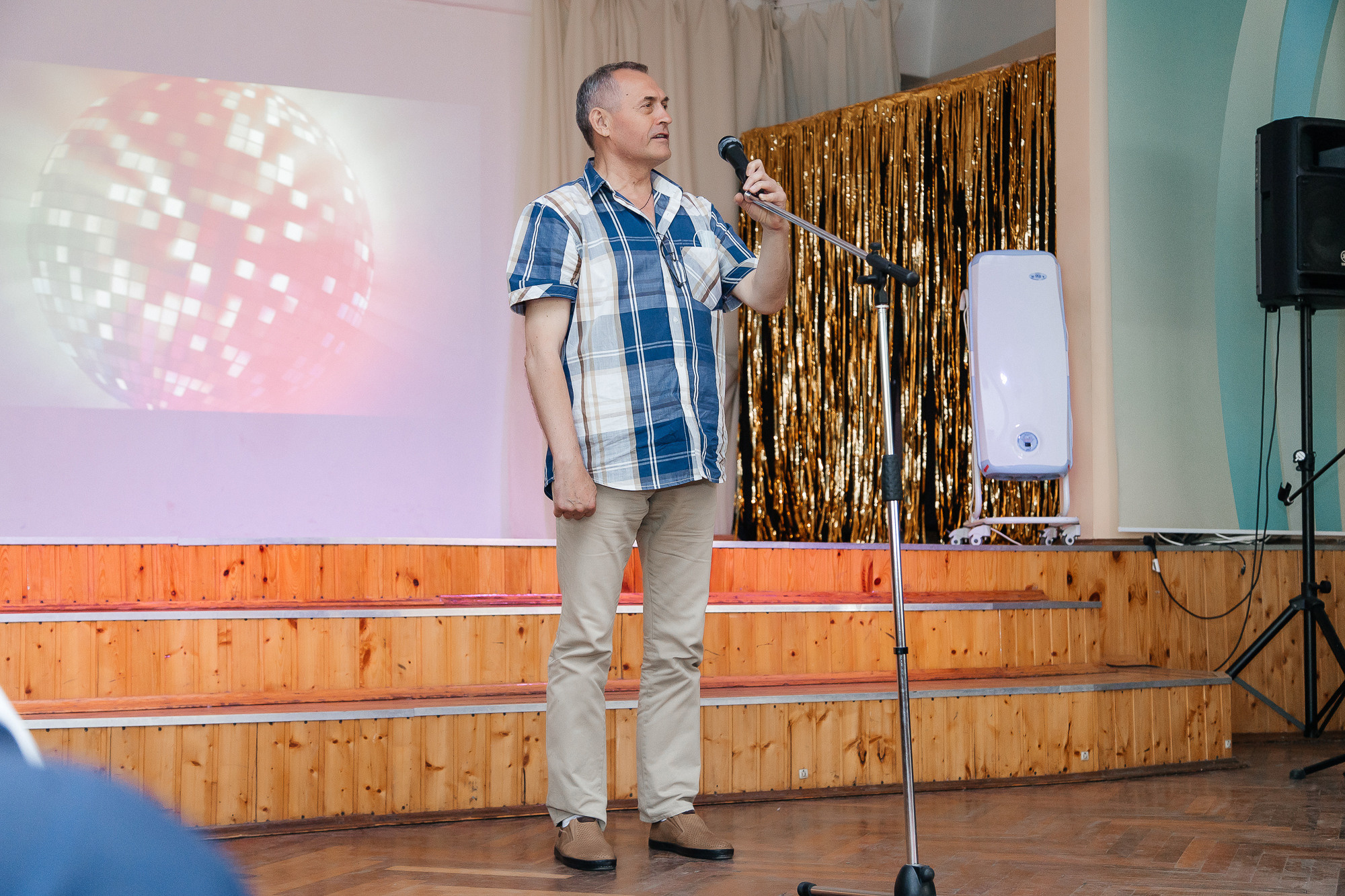 101 лицей — Вручение аттестатов (23 июня 2022). Свадебный и семейный фотограф Крамар Наталья