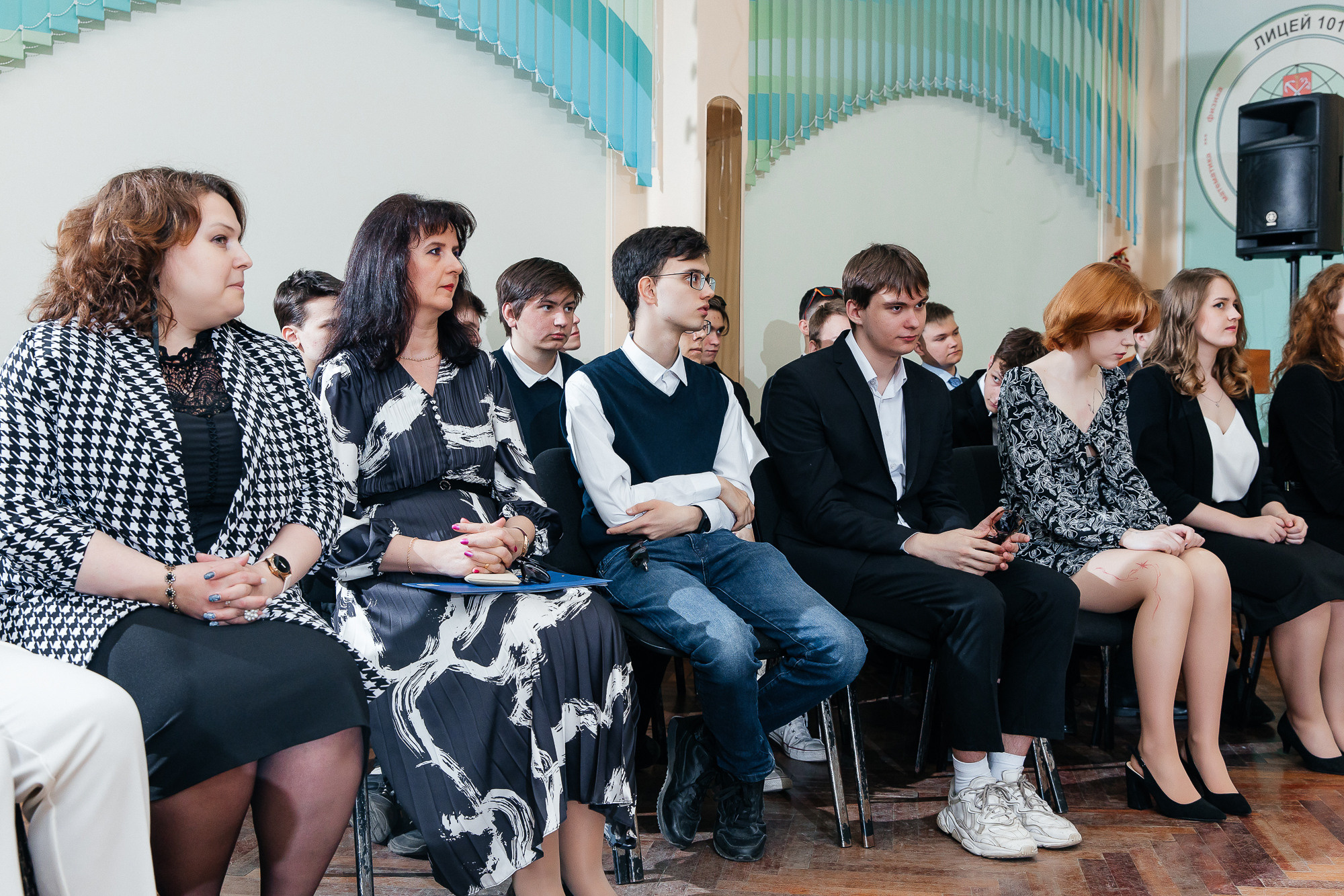 101 лицей — Последний звонок (25 мая 2022). Свадебный и семейный фотограф Крамар Наталья