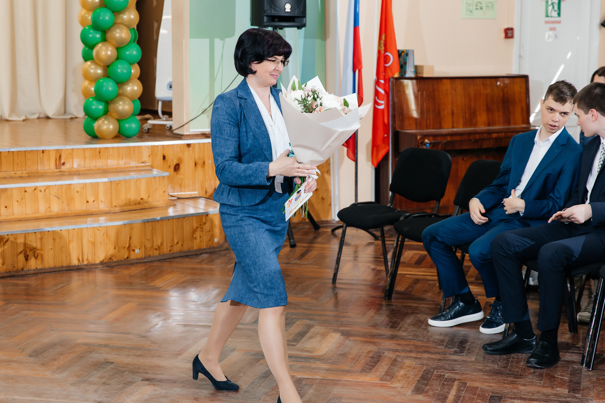 101 лицей — Последний звонок (25 мая 2022). Свадебный и семейный фотограф Крамар Наталья