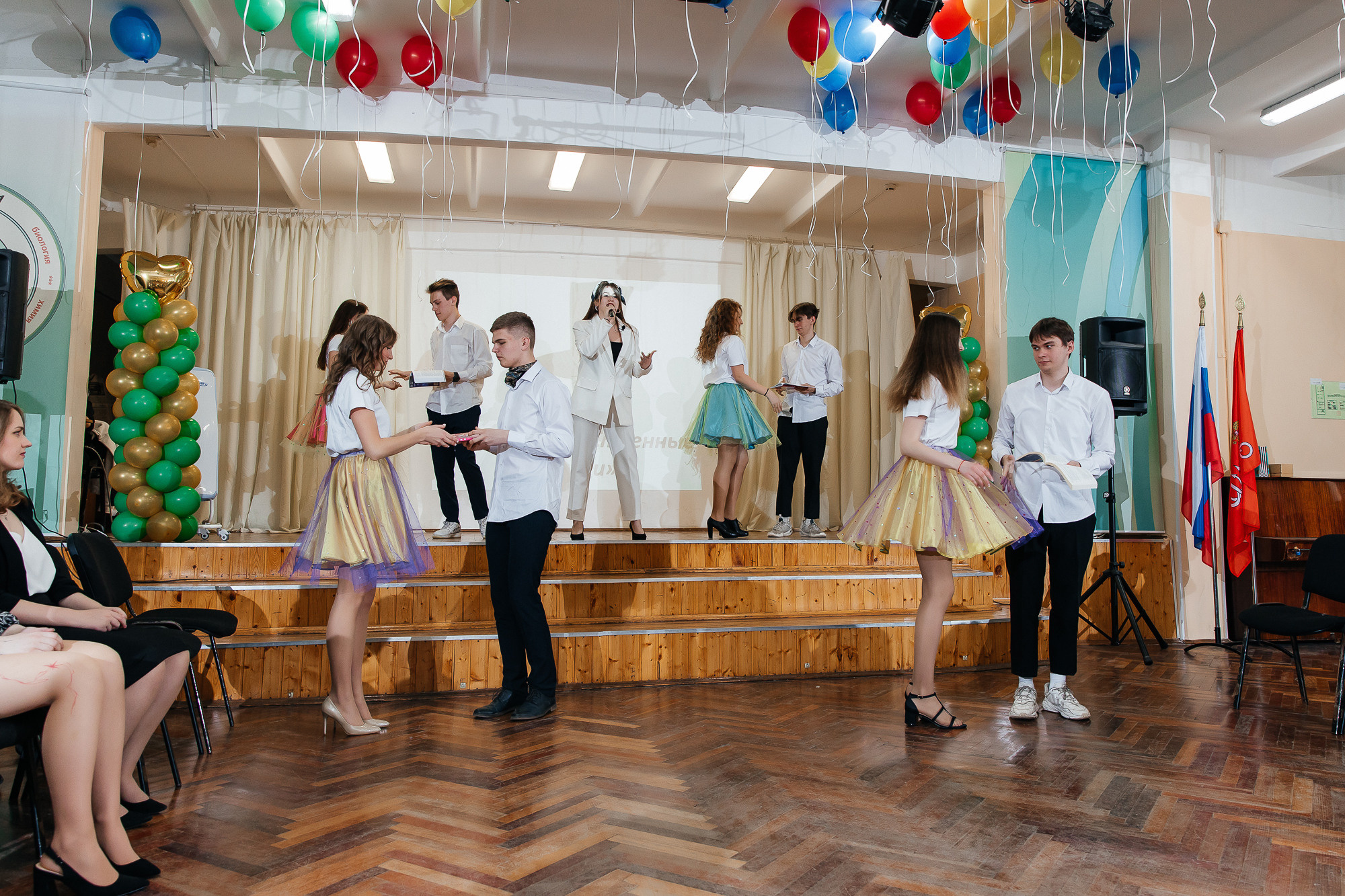 101 лицей — Последний звонок (25 мая 2022). Свадебный и семейный фотограф Крамар Наталья