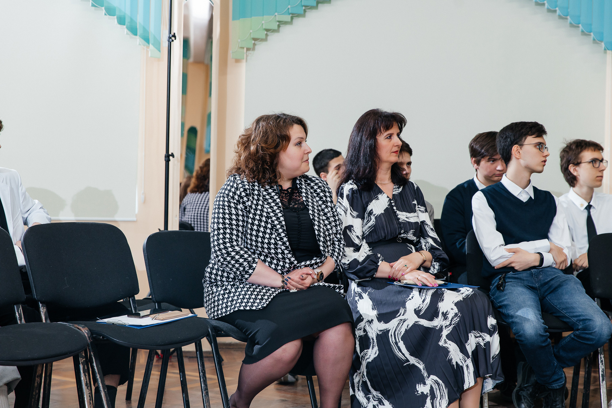 101 лицей — Последний звонок (25 мая 2022). Свадебный и семейный фотограф Крамар Наталья