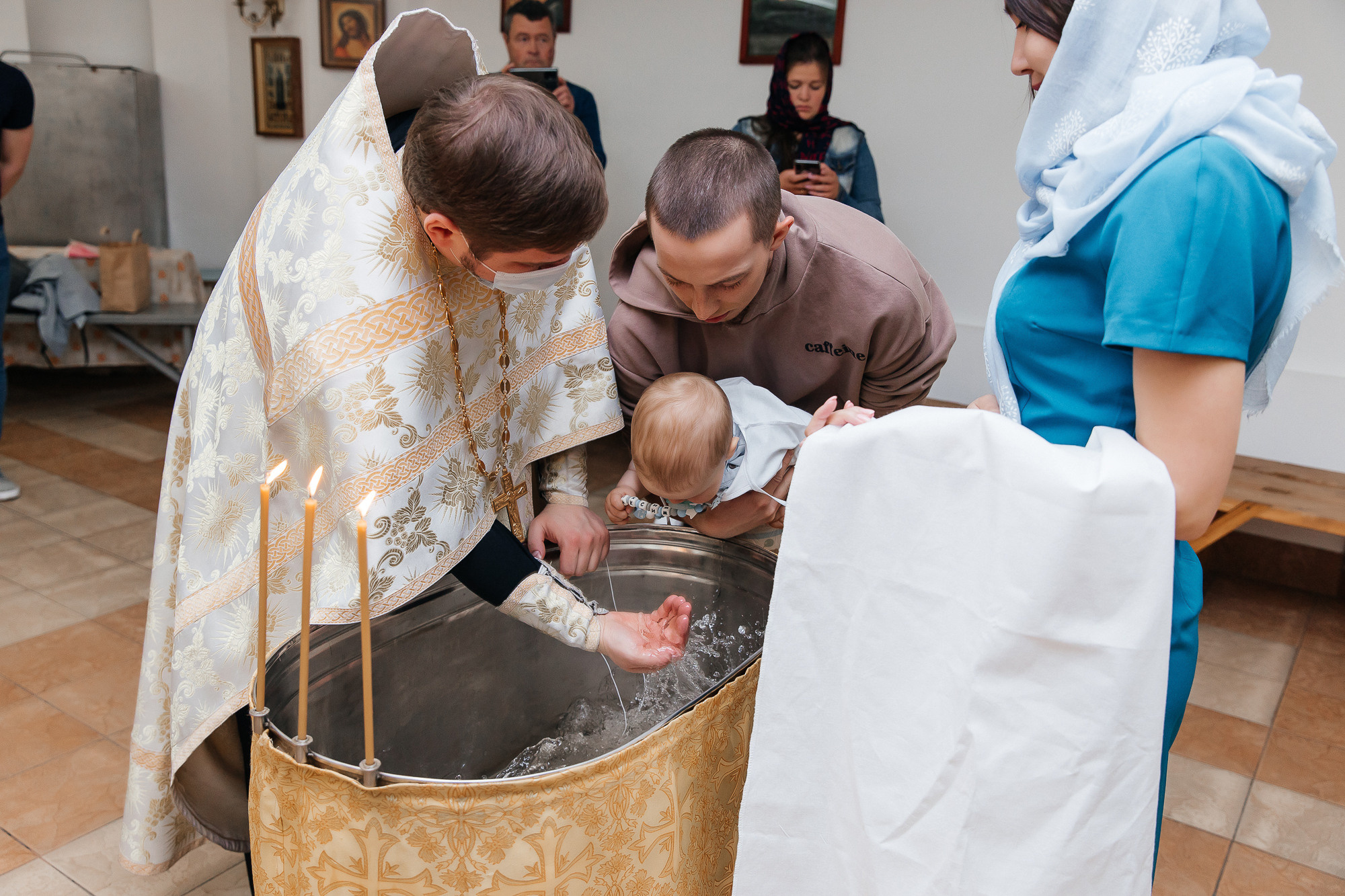 Таинство крещения Максима (21 мая 2022). Свадебный и семейный фотограф Крамар Наталья
