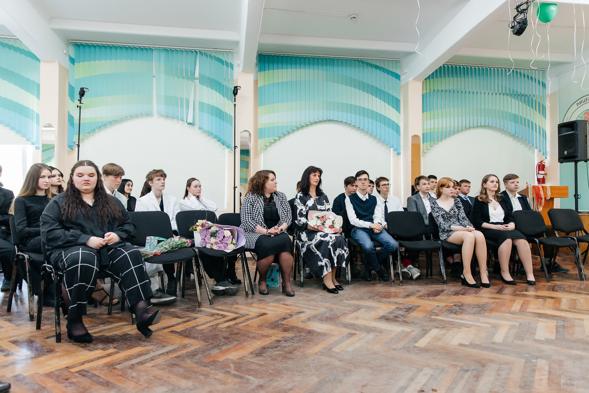 101 лицей — Последний звонок (25 мая 2022). Свадебный и семейный фотограф Крамар Наталья