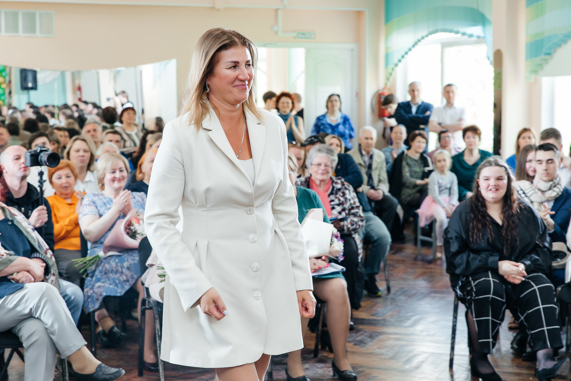 101 лицей — Последний звонок (25 мая 2022). Свадебный и семейный фотограф Крамар Наталья