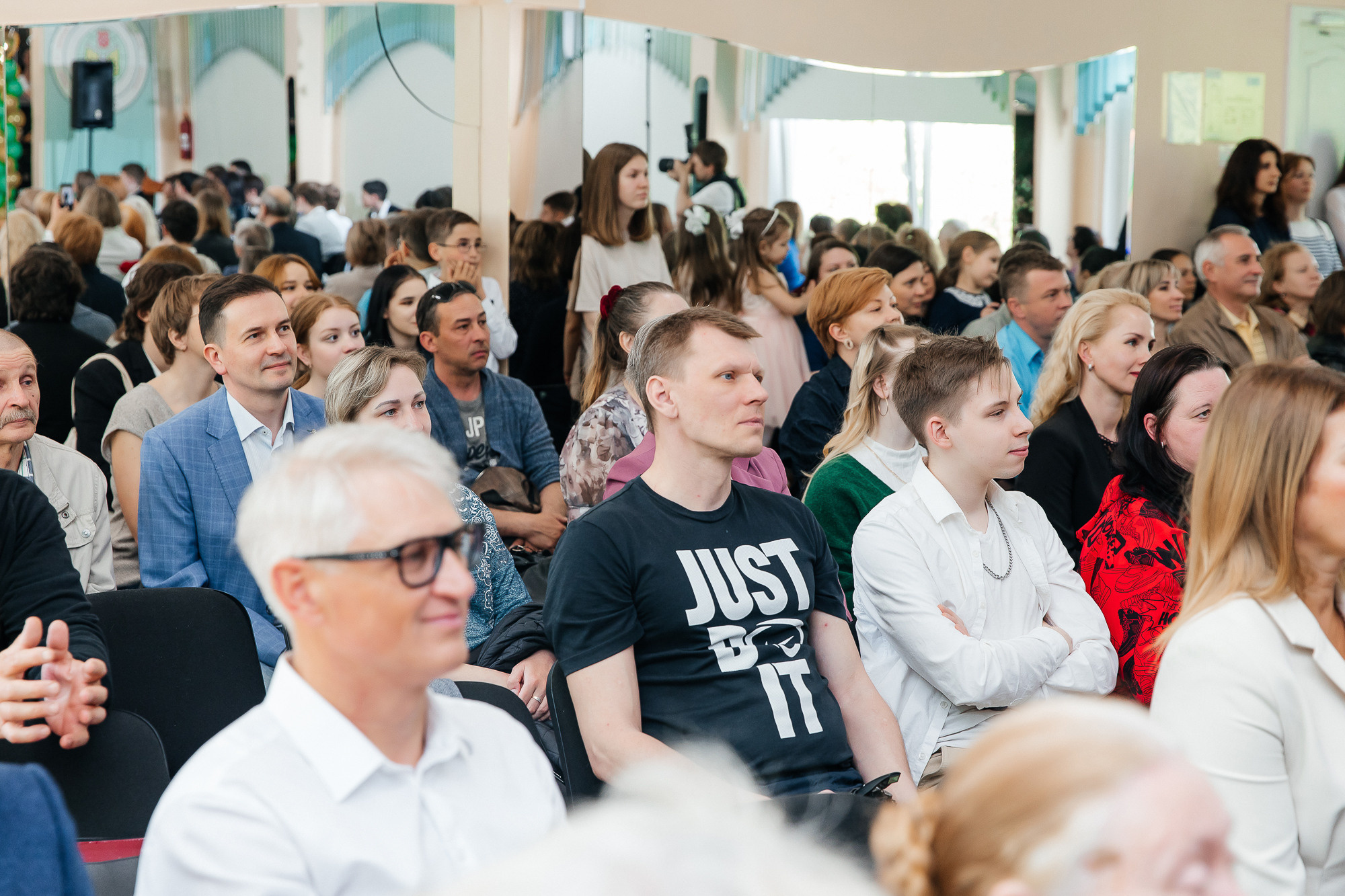 101 лицей — Последний звонок (25 мая 2022). Свадебный и семейный фотограф Крамар Наталья