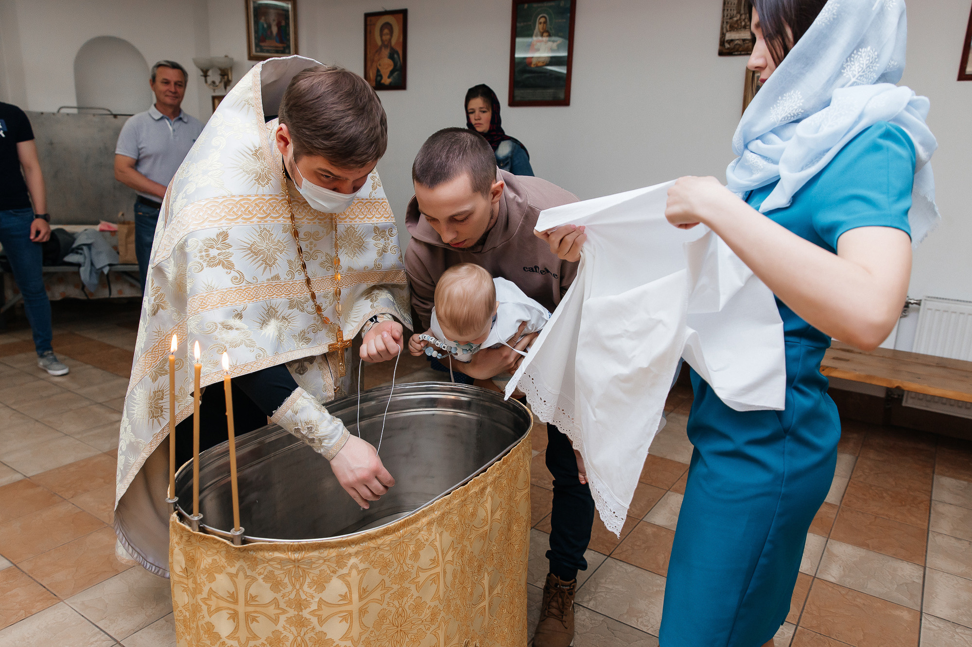 Таинство крещения Максима (21 мая 2022). Свадебный и семейный фотограф Крамар Наталья