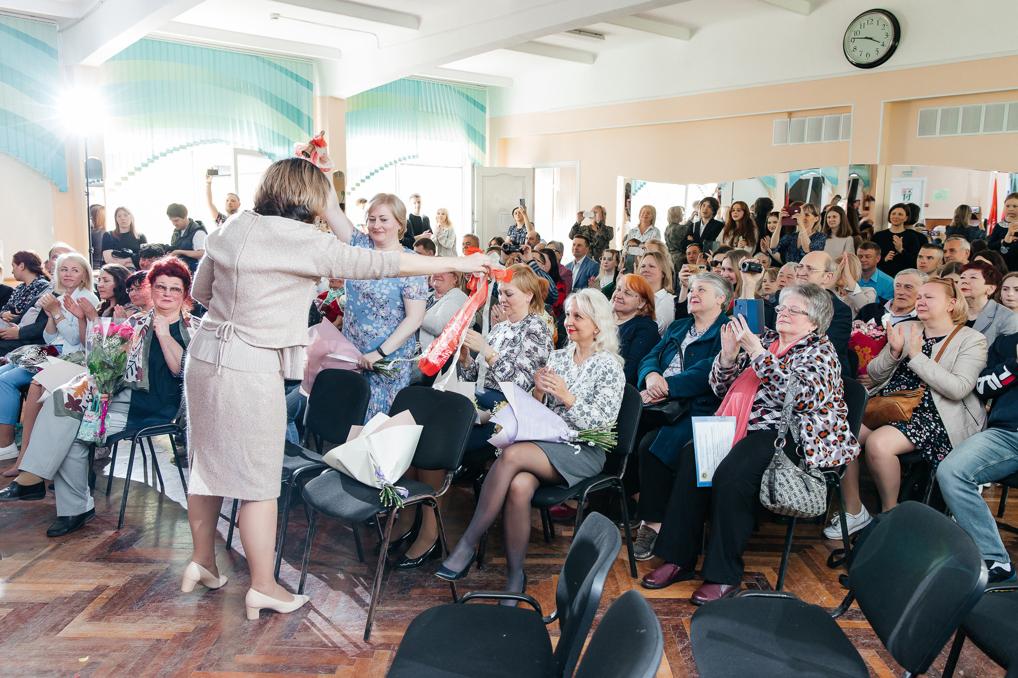 101 лицей — Последний звонок (25 мая 2022). Свадебный и семейный фотограф Крамар Наталья