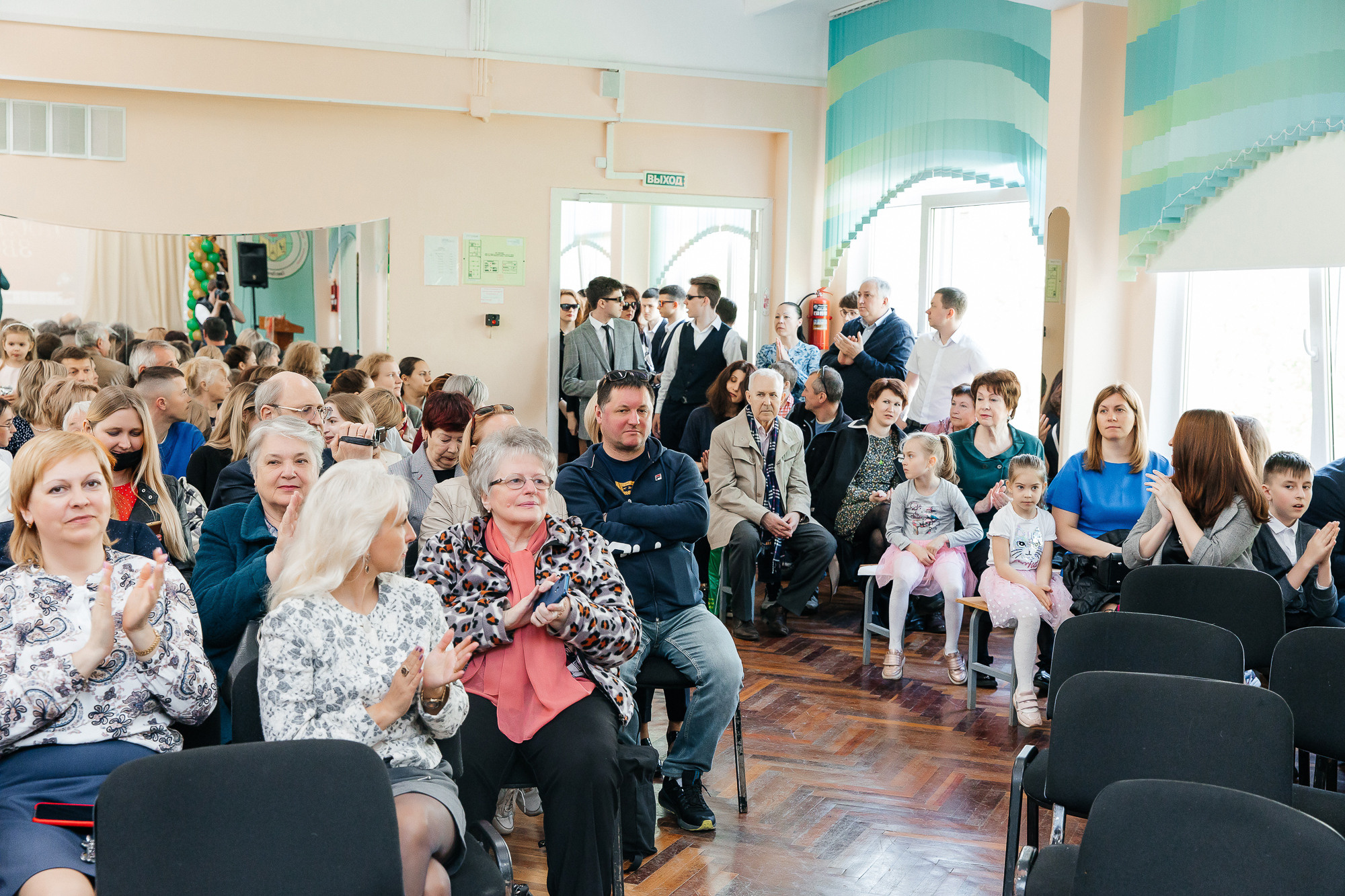 101 лицей — Последний звонок (25 мая 2022). Свадебный и семейный фотограф Крамар Наталья