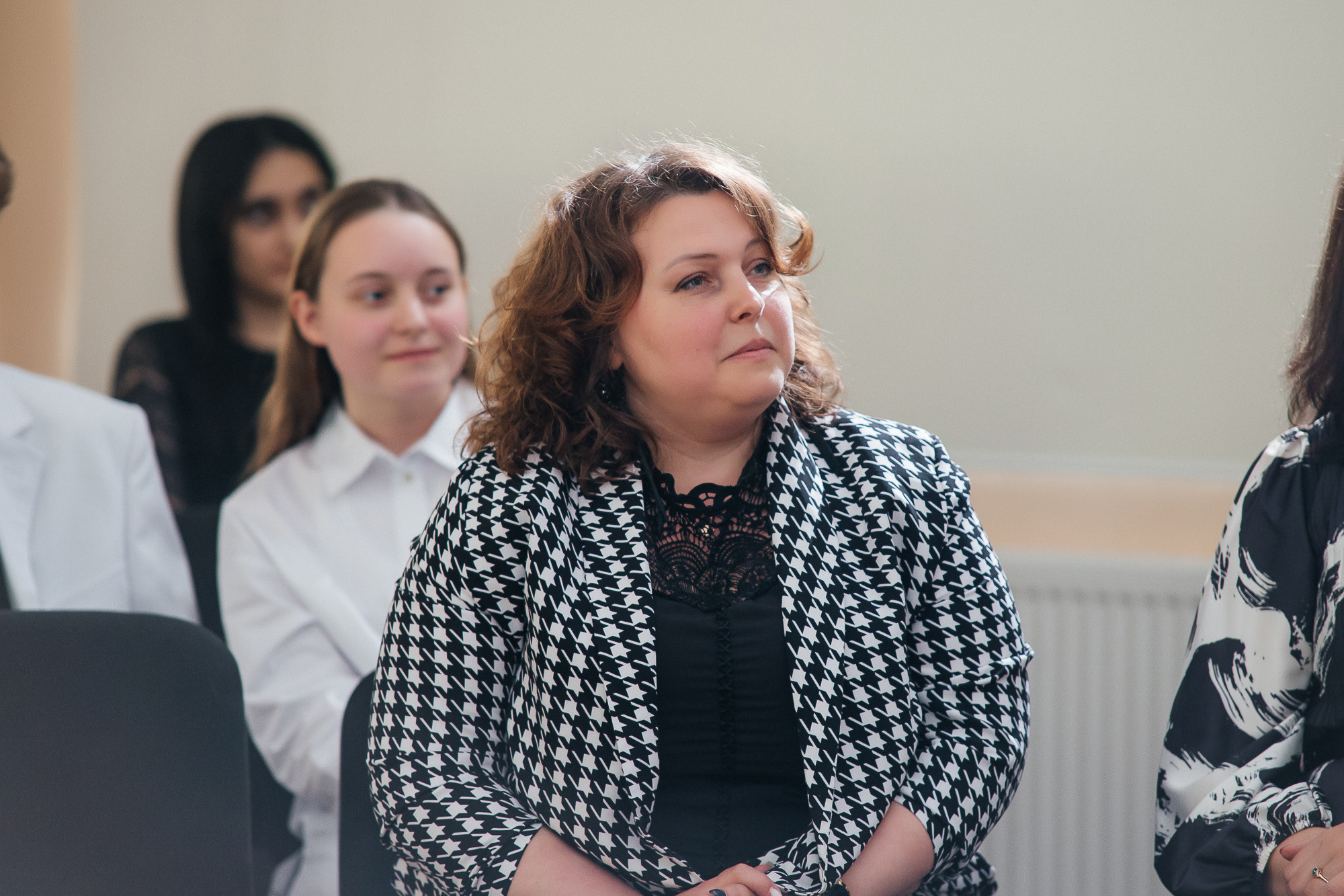 101 лицей — Последний звонок (25 мая 2022). Свадебный и семейный фотограф Крамар Наталья