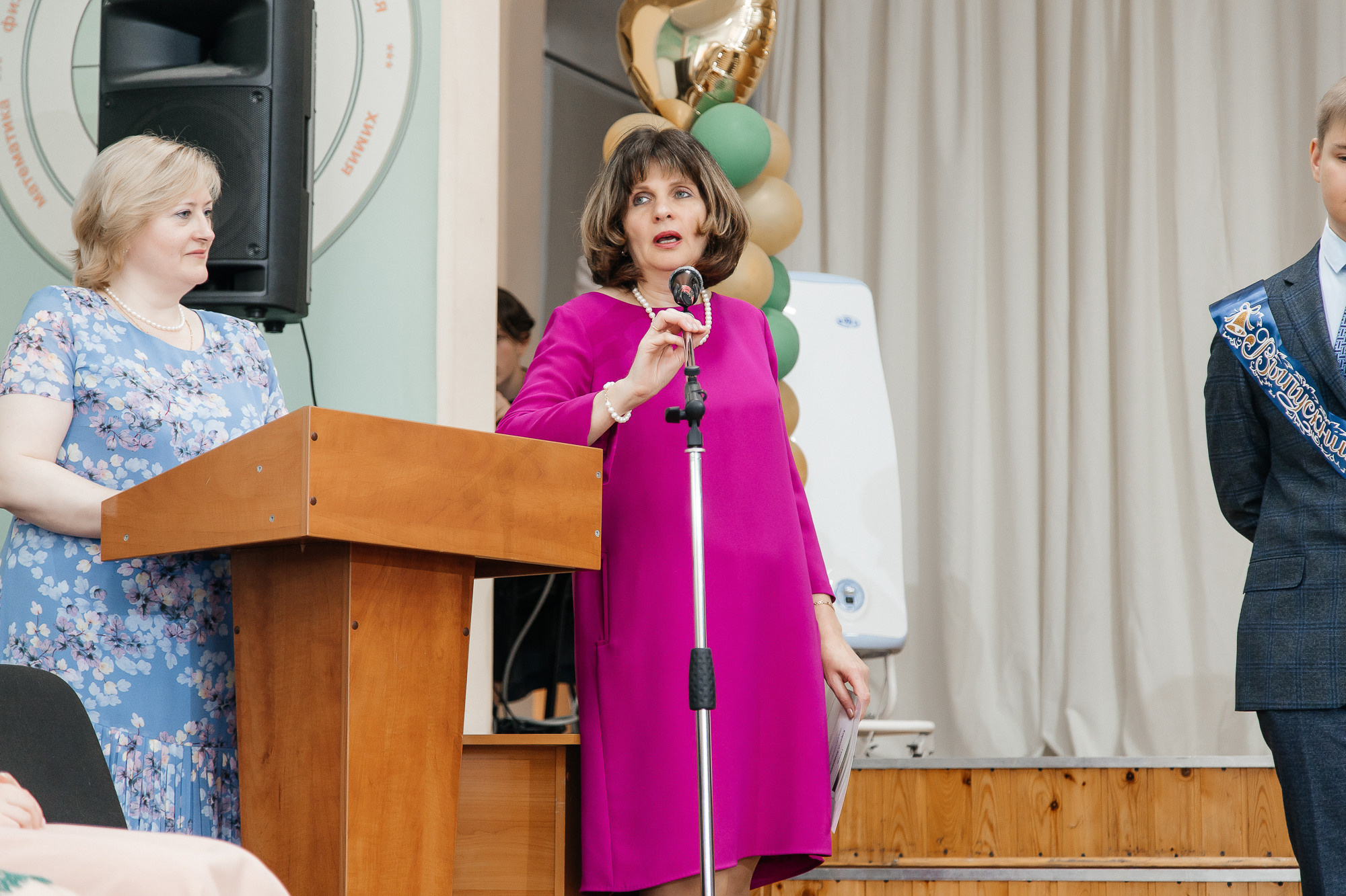 101 лицей — Вручение аттестатов (23 июня 2022). Свадебный и семейный фотограф Крамар Наталья