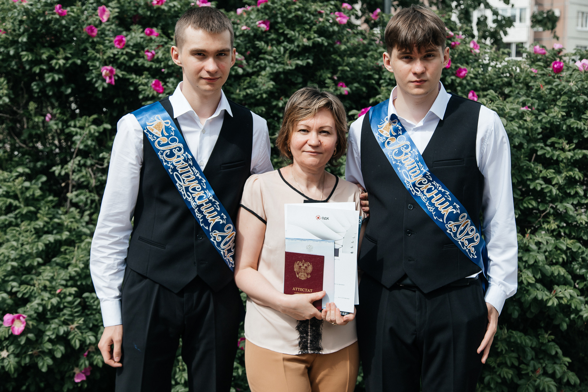 101 лицей — Вручение аттестатов (23 июня 2022). Свадебный и семейный фотограф Крамар Наталья
