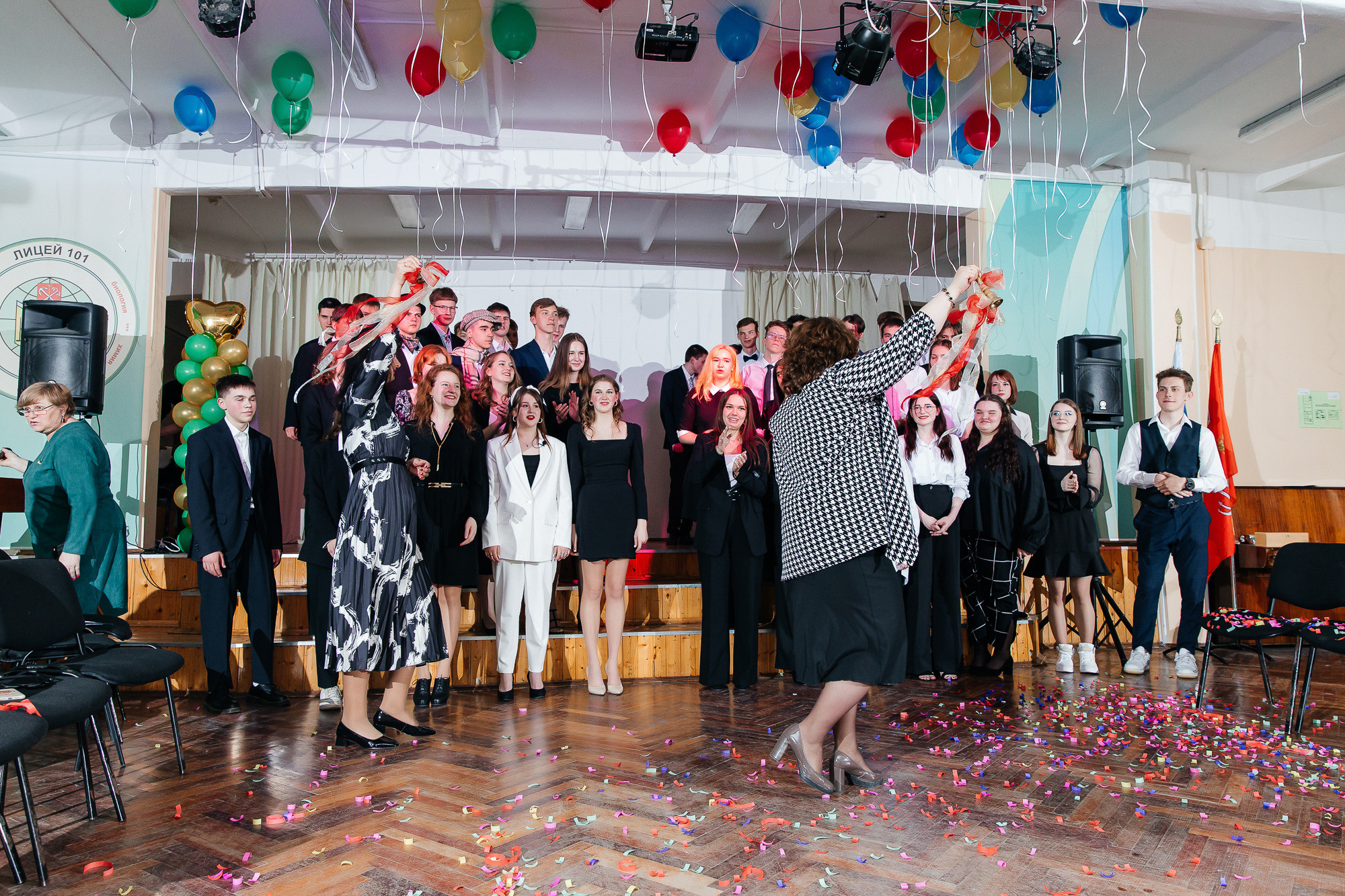 101 лицей — Последний звонок (25 мая 2022). Свадебный и семейный фотограф Крамар Наталья