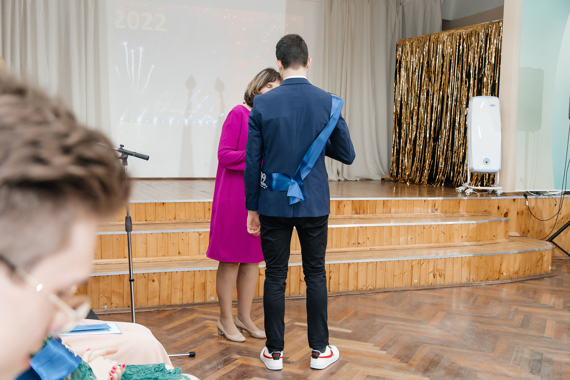 101 лицей — Вручение аттестатов (23 июня 2022). Свадебный и семейный фотограф Крамар Наталья