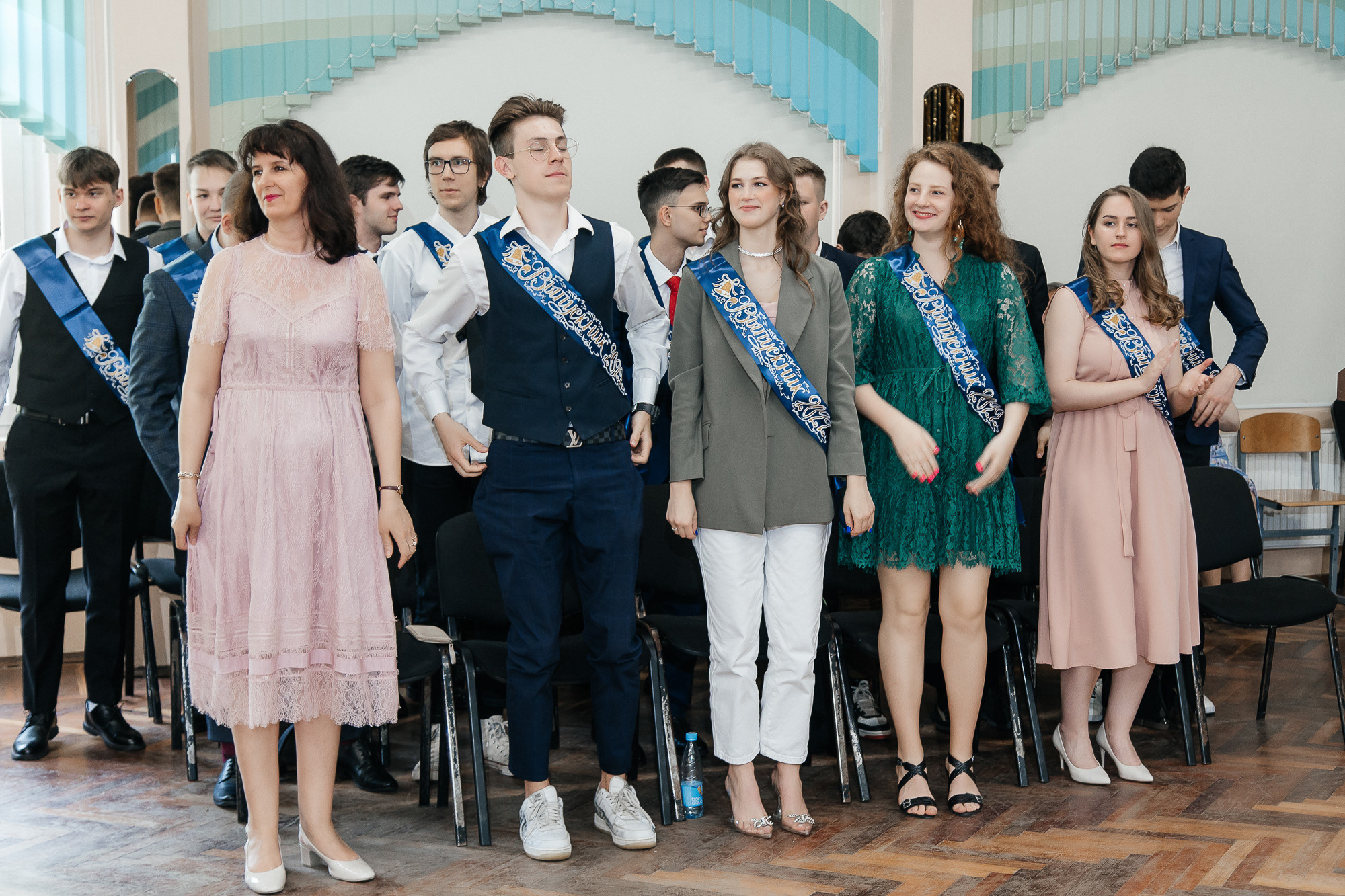 101 лицей — Вручение аттестатов (23 июня 2022). Свадебный и семейный фотограф Крамар Наталья