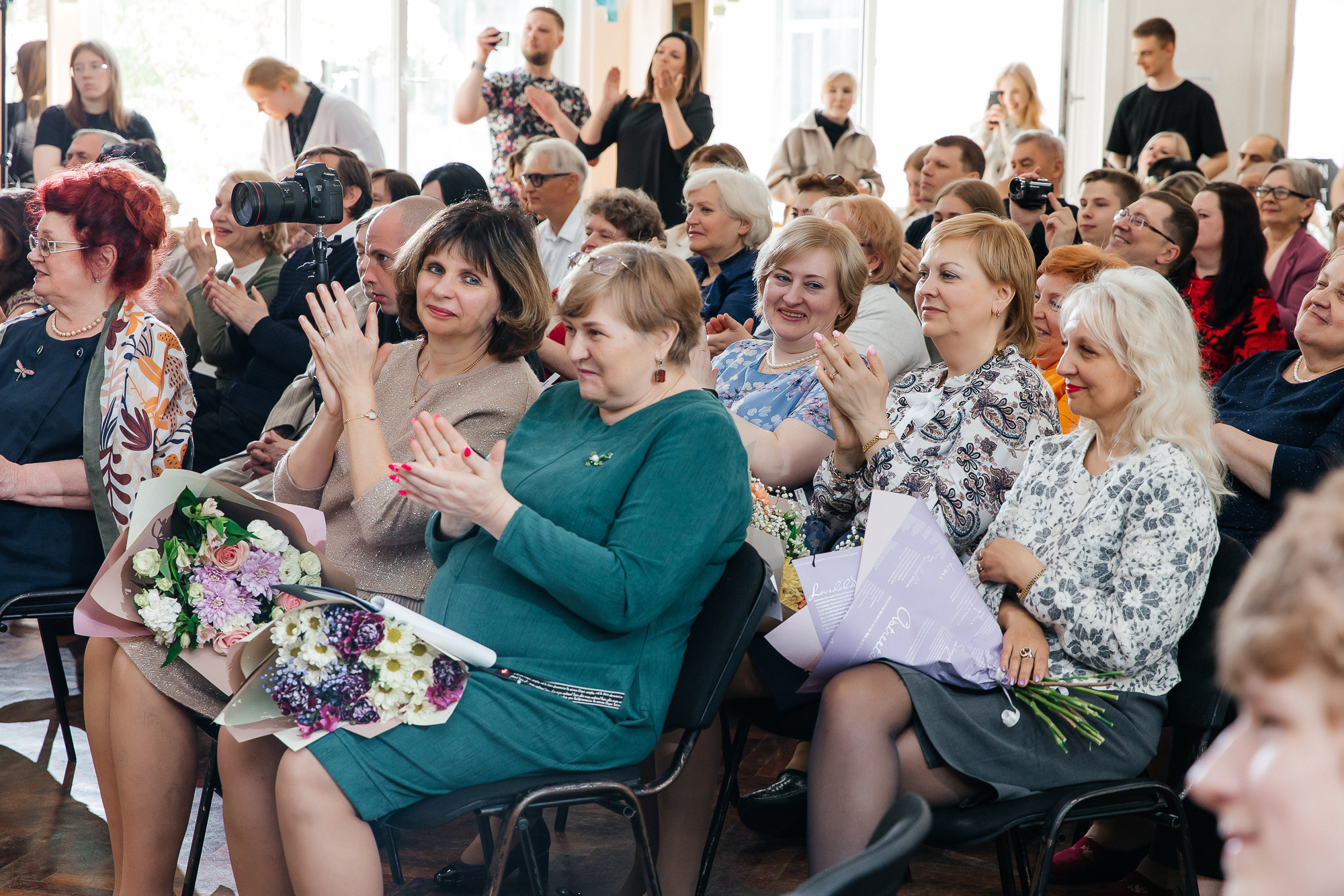 101 лицей — Последний звонок (25 мая 2022). Свадебный и семейный фотограф Крамар Наталья