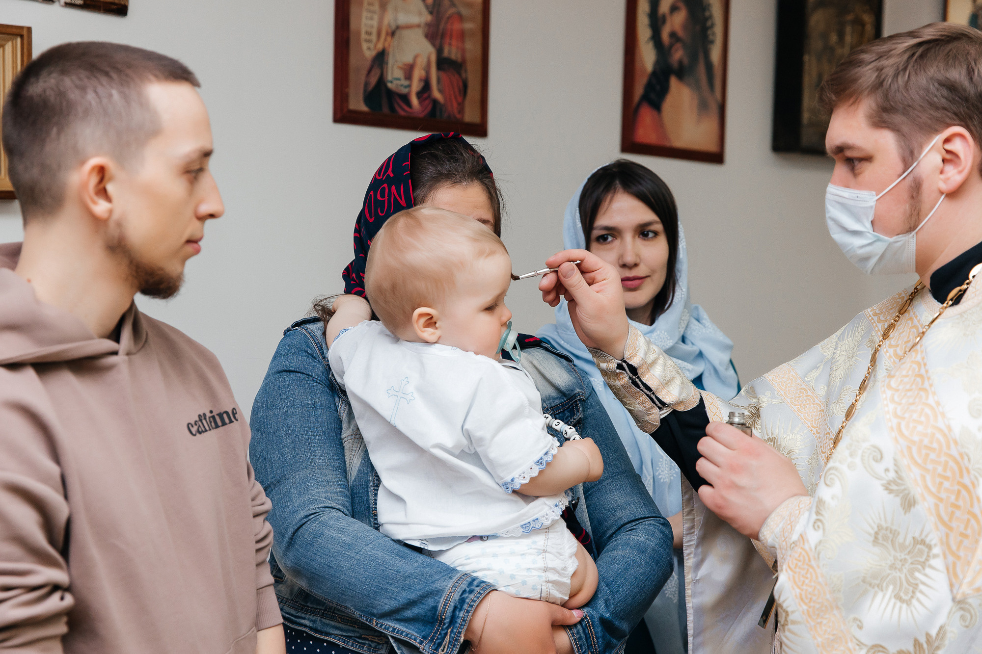 Таинство крещения Максима (21 мая 2022). Свадебный и семейный фотограф Крамар Наталья