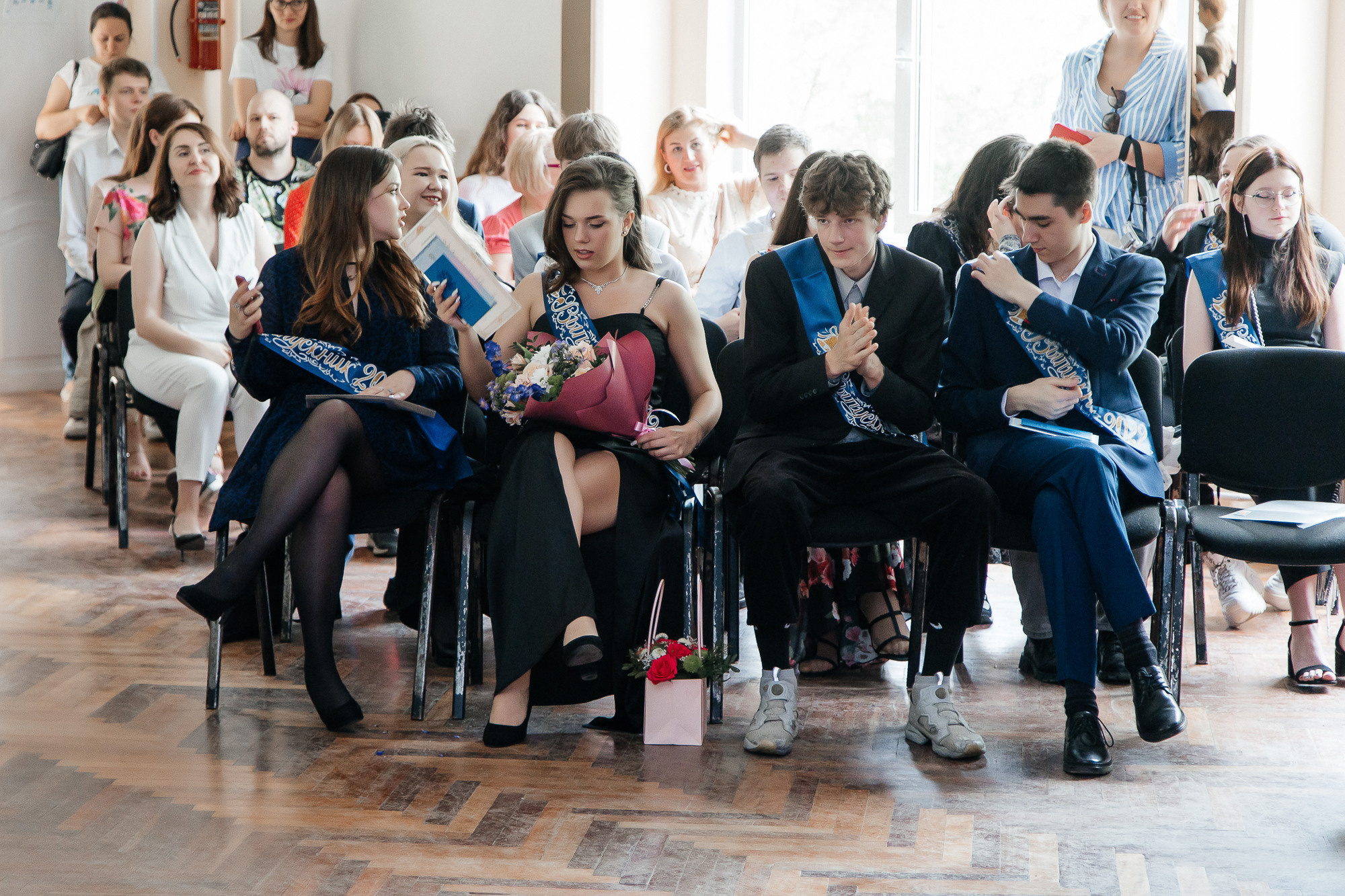 101 лицей — Вручение аттестатов (23 июня 2022). Свадебный и семейный фотограф Крамар Наталья