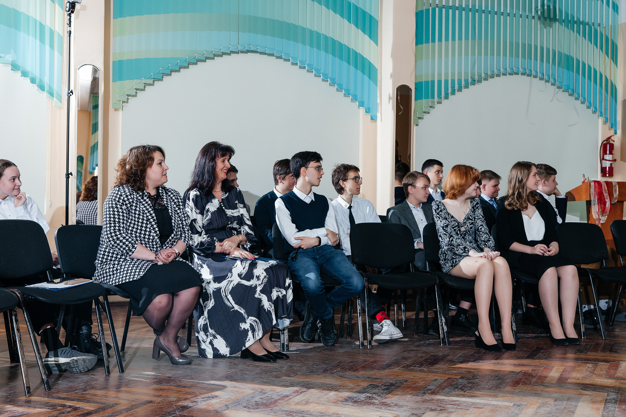 101 лицей — Последний звонок (25 мая 2022). Свадебный и семейный фотограф Крамар Наталья