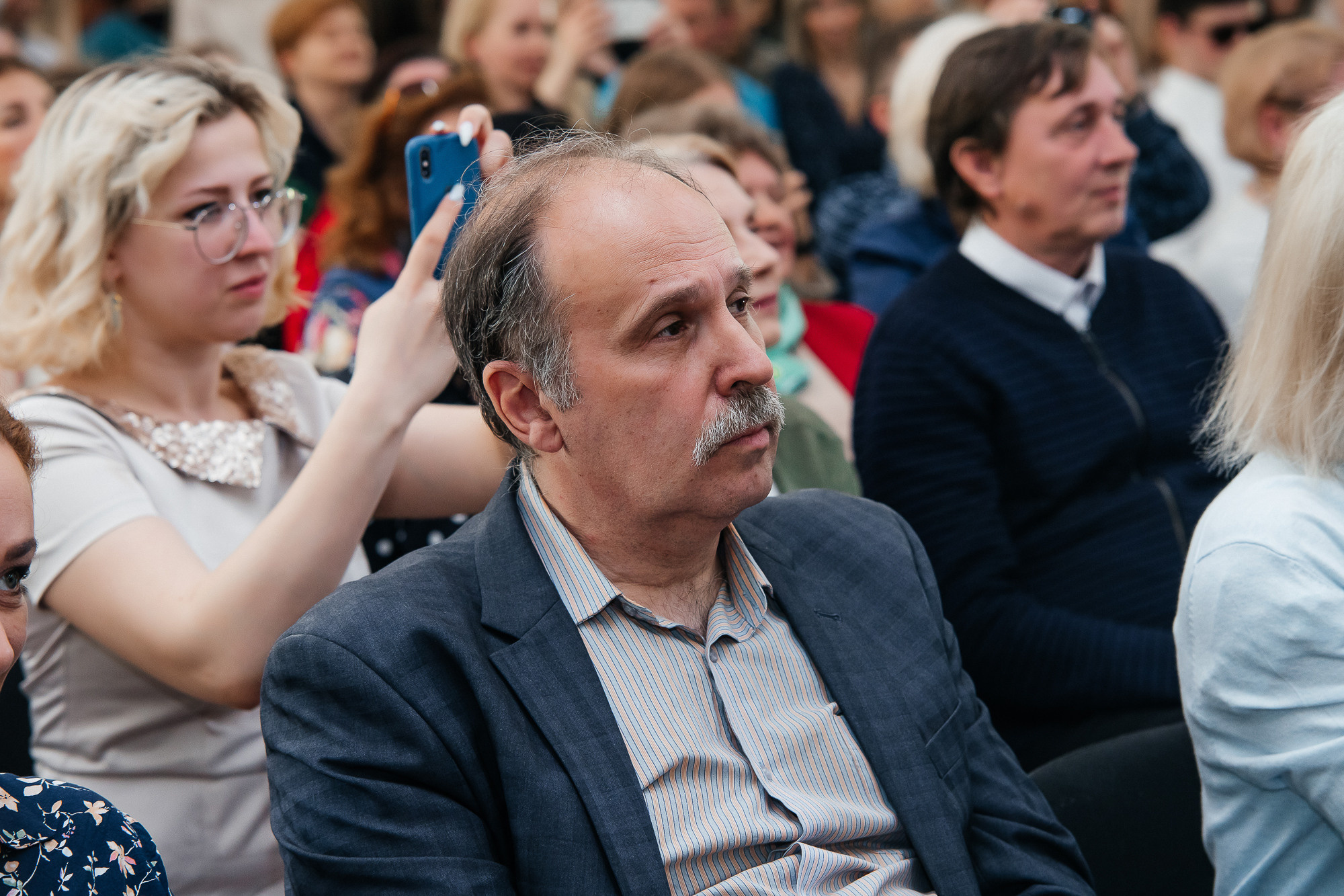 101 лицей — Последний звонок (25 мая 2022). Свадебный и семейный фотограф Крамар Наталья