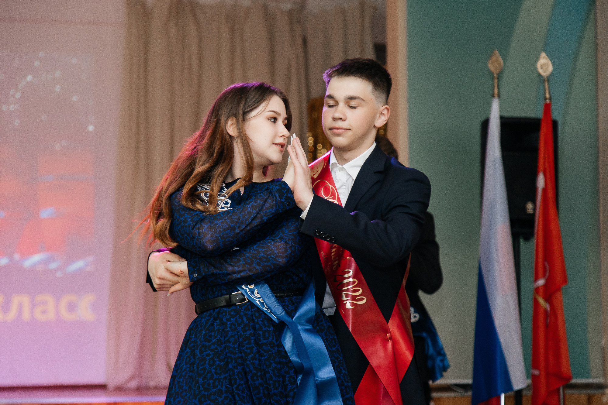 101 лицей — Вручение аттестатов (23 июня 2022). Свадебный и семейный фотограф Крамар Наталья