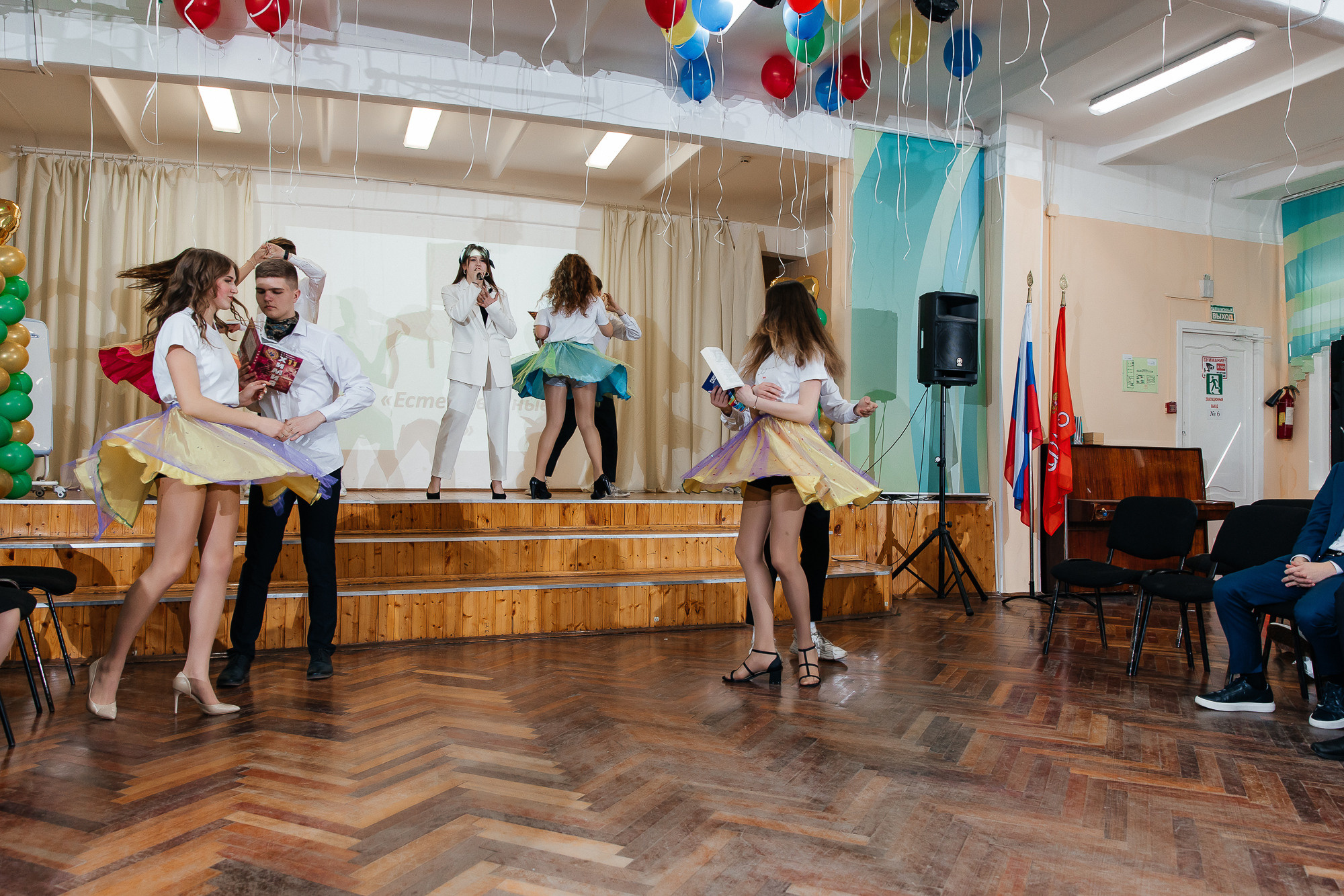 101 лицей — Последний звонок (25 мая 2022). Свадебный и семейный фотограф Крамар Наталья