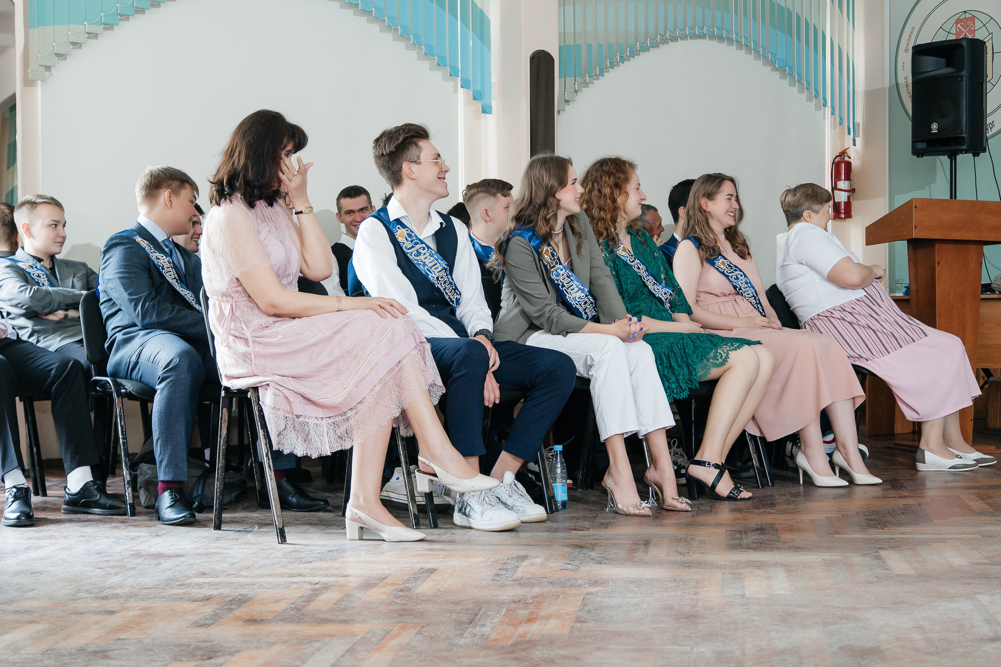 101 лицей — Вручение аттестатов (23 июня 2022). Свадебный и семейный фотограф Крамар Наталья