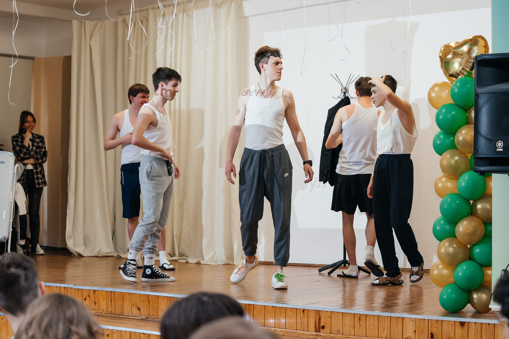 101 лицей — Последний звонок (25 мая 2022). Свадебный и семейный фотограф Крамар Наталья