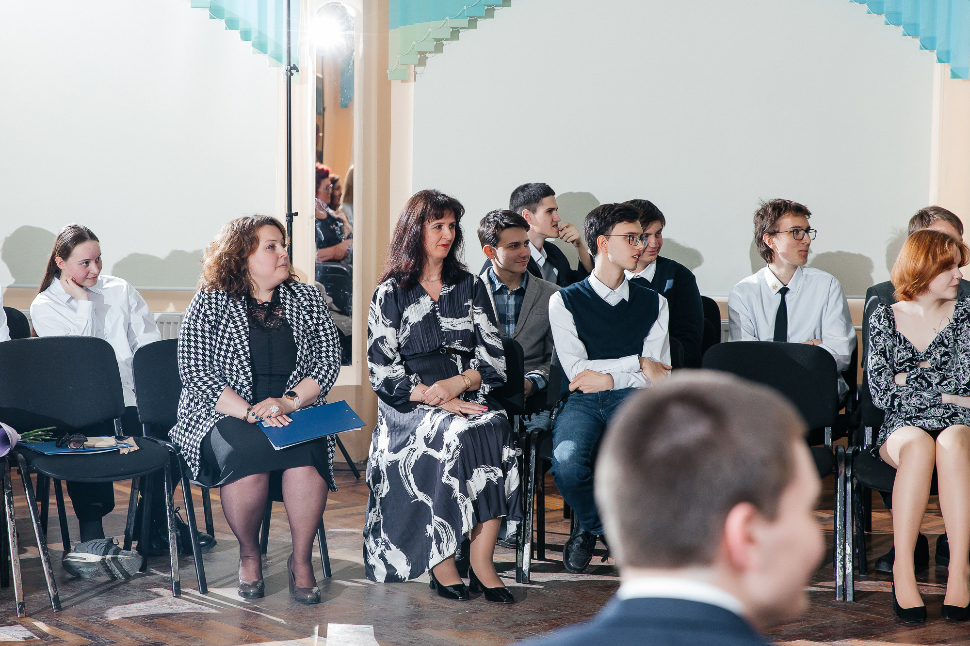 101 лицей — Последний звонок (25 мая 2022). Свадебный и семейный фотограф Крамар Наталья