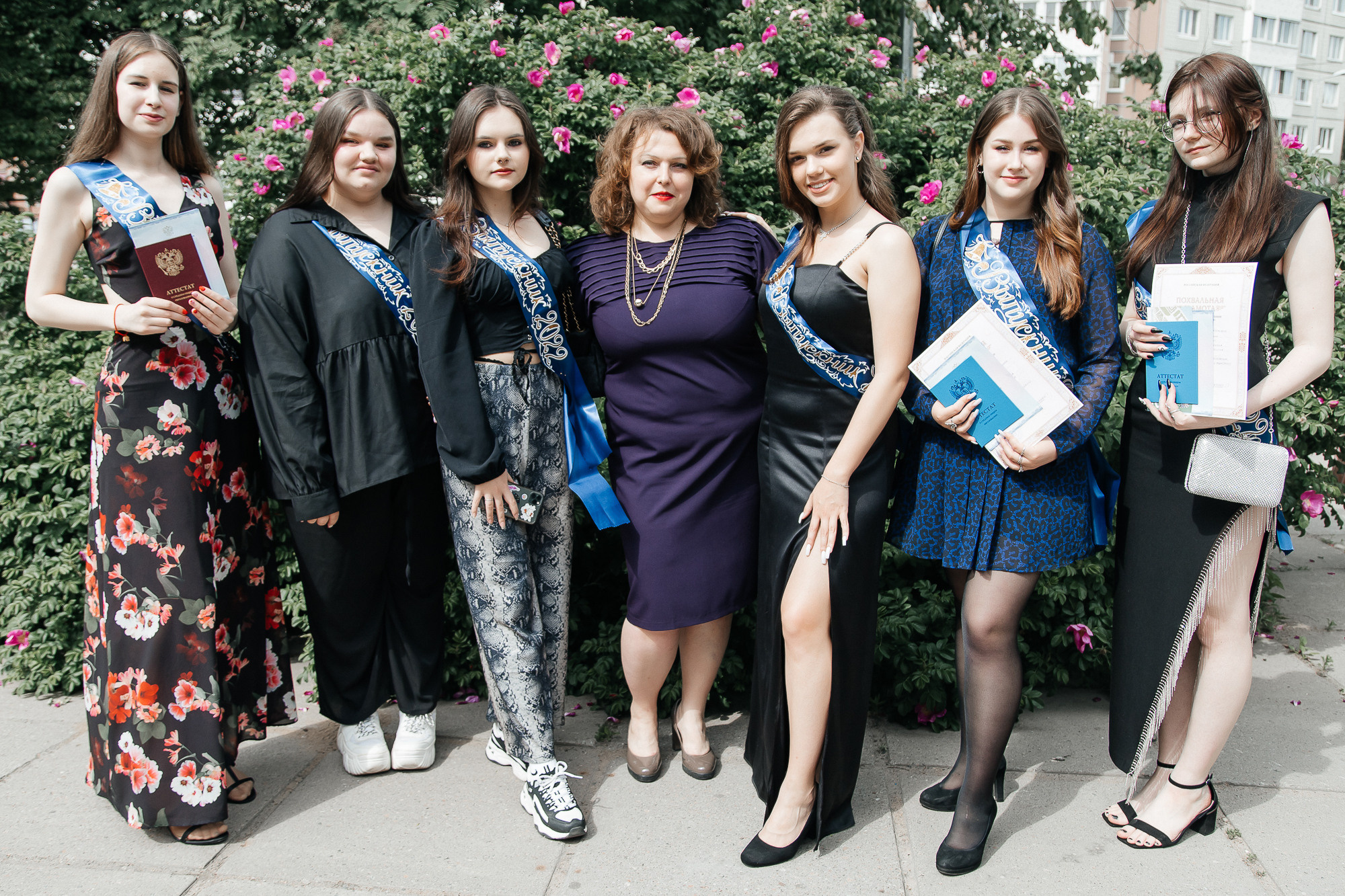 101 лицей — Вручение аттестатов (23 июня 2022). Свадебный и семейный фотограф Крамар Наталья