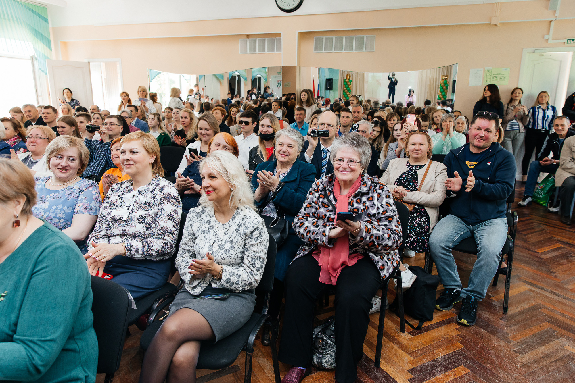 101 лицей — Последний звонок (25 мая 2022). Свадебный и семейный фотограф Крамар Наталья