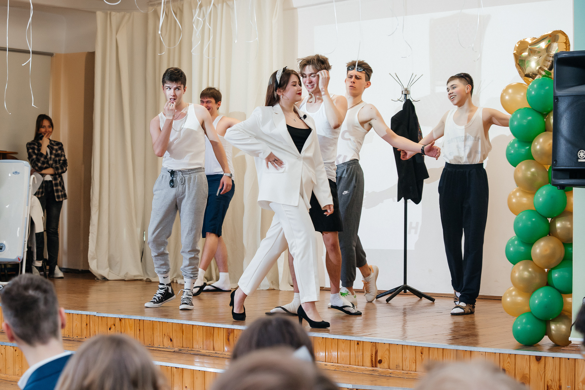 101 лицей — Последний звонок (25 мая 2022). Свадебный и семейный фотограф Крамар Наталья