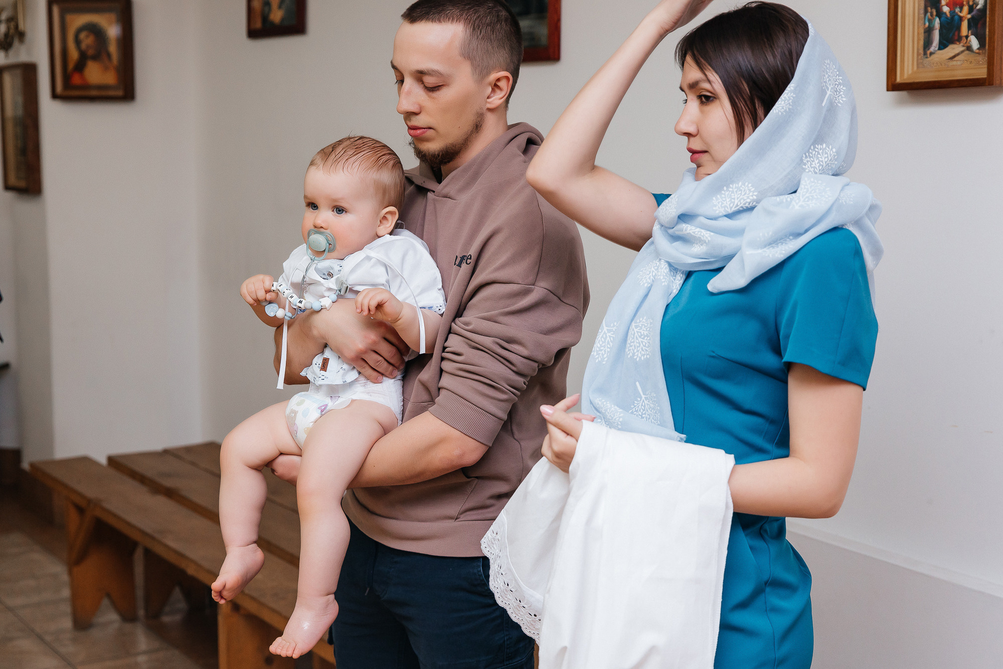 Таинство крещения Максима (21 мая 2022). Свадебный и семейный фотограф Крамар Наталья