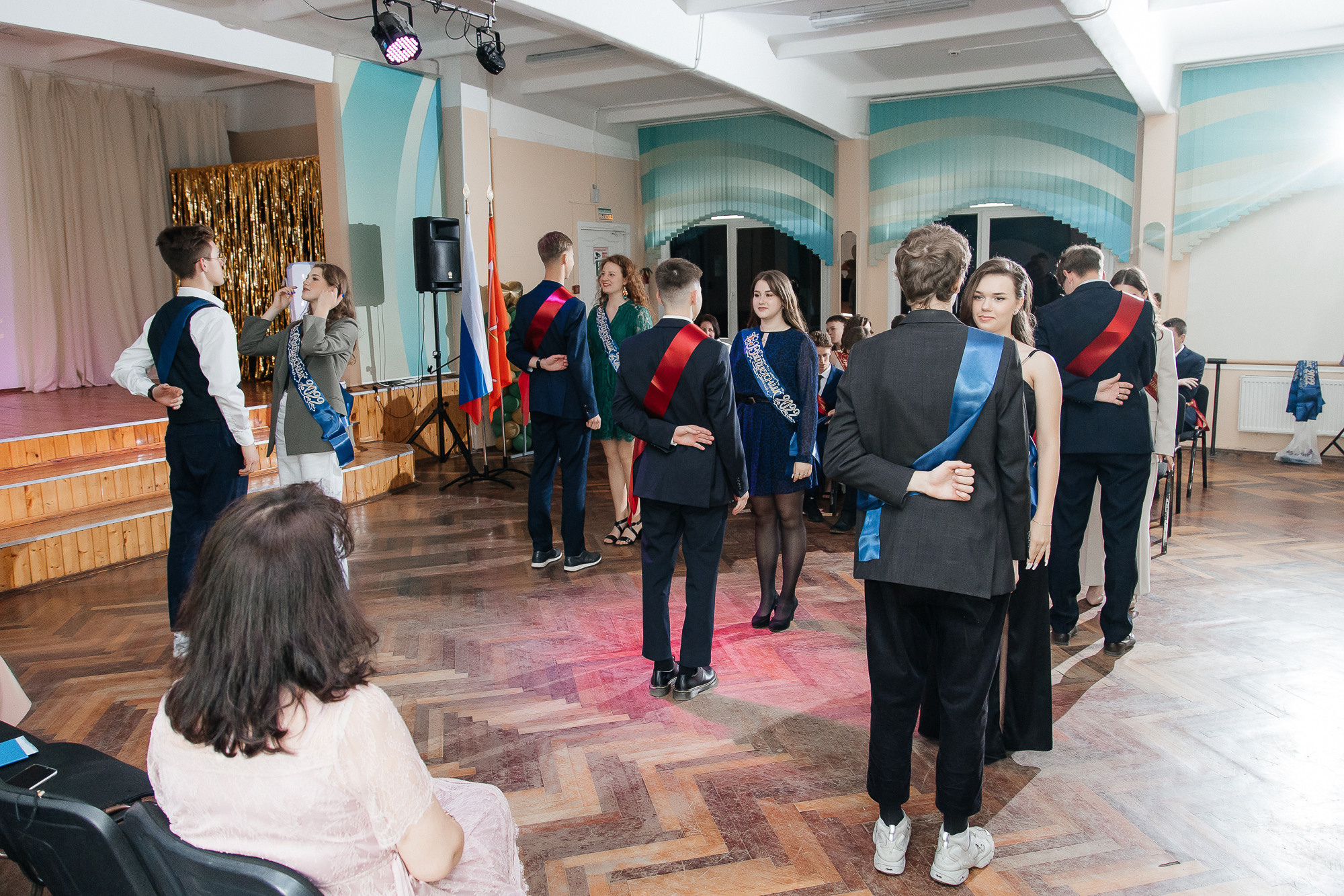 101 лицей — Вручение аттестатов (23 июня 2022). Свадебный и семейный фотограф Крамар Наталья