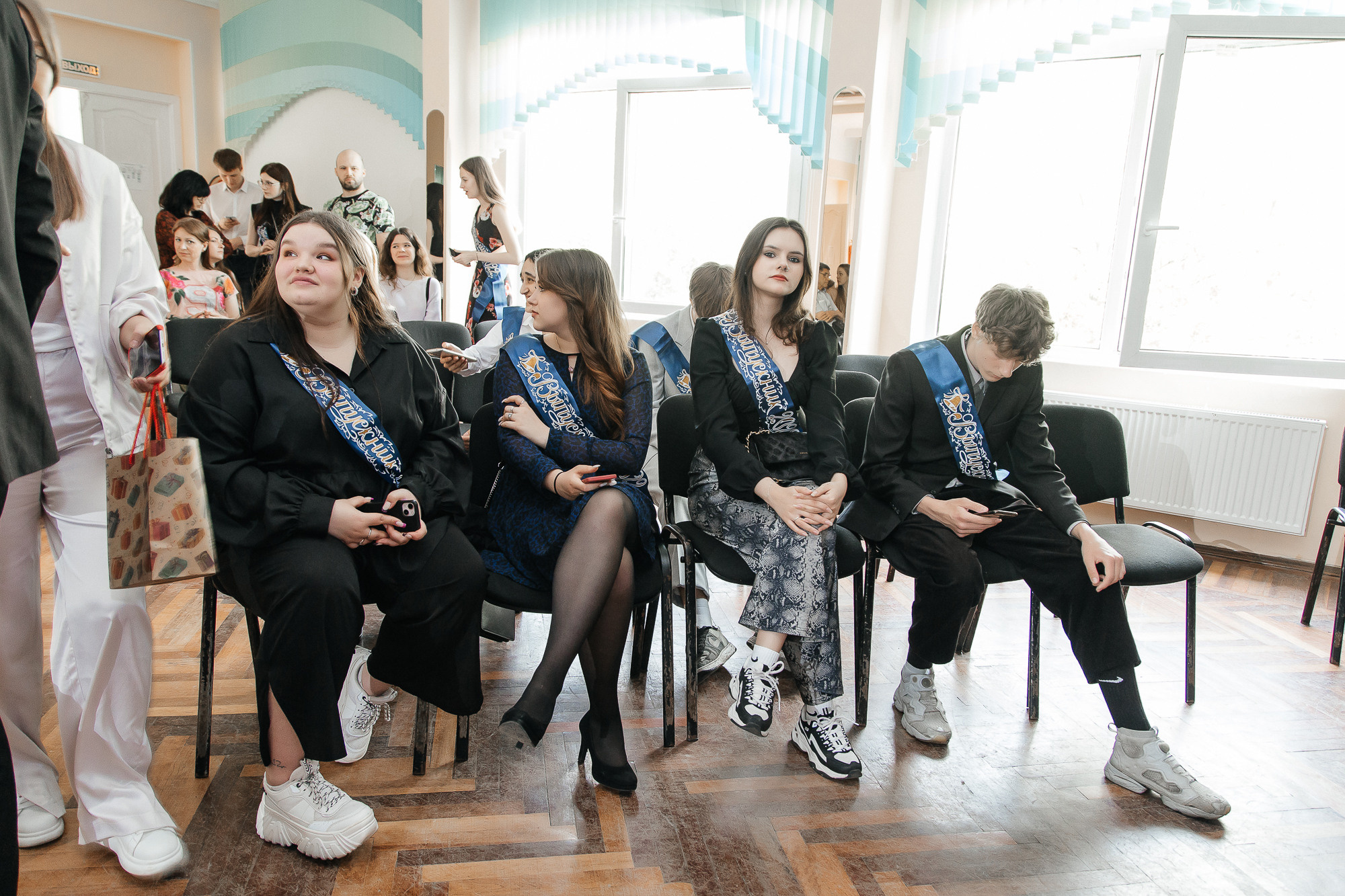 101 лицей — Вручение аттестатов (23 июня 2022). Свадебный и семейный фотограф Крамар Наталья