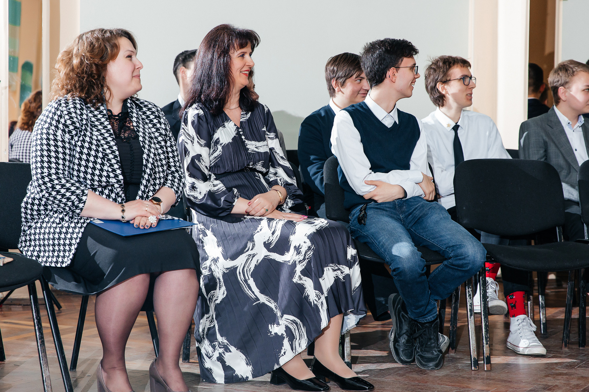 101 лицей — Последний звонок (25 мая 2022). Свадебный и семейный фотограф Крамар Наталья