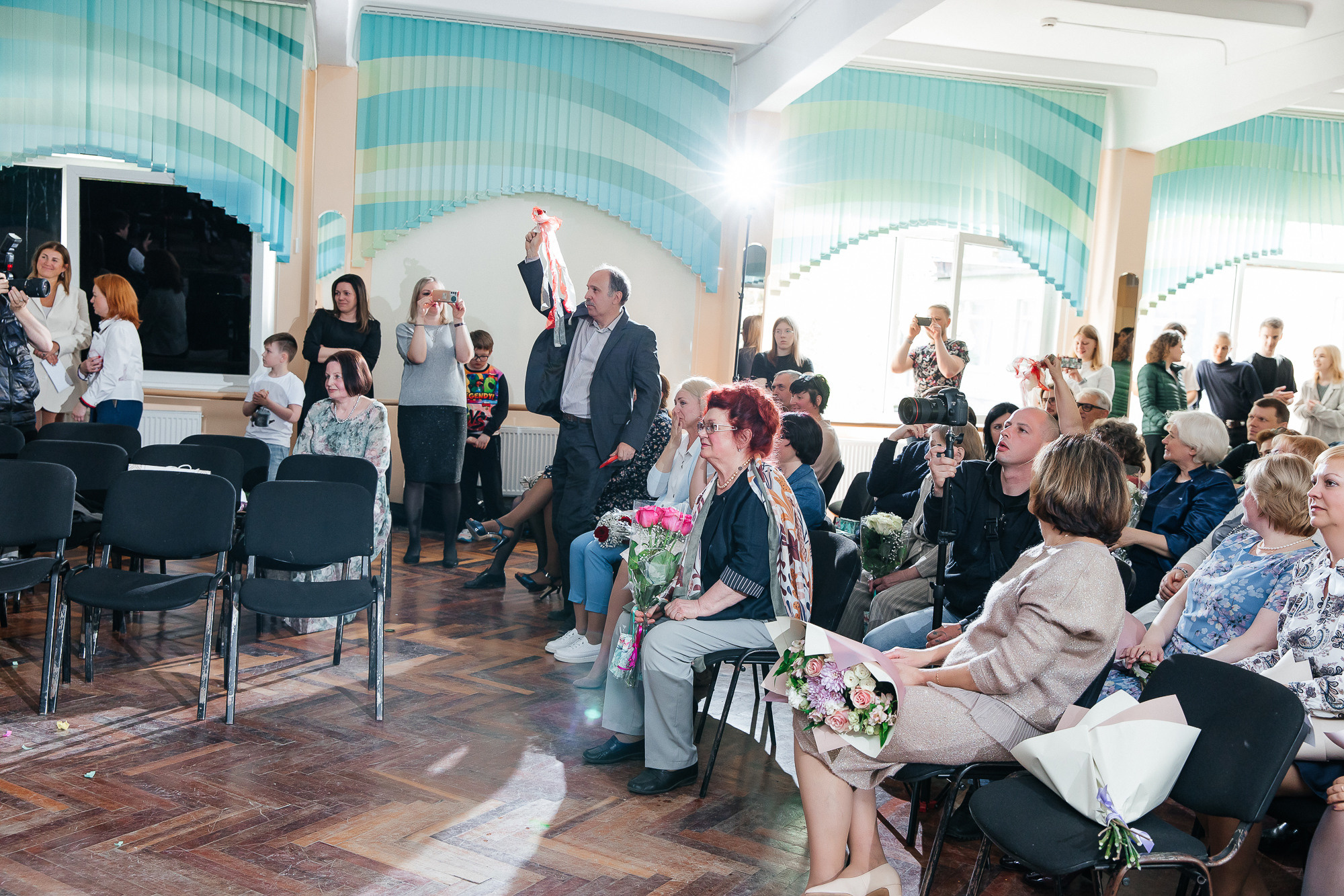 101 лицей — Последний звонок (25 мая 2022). Свадебный и семейный фотограф Крамар Наталья