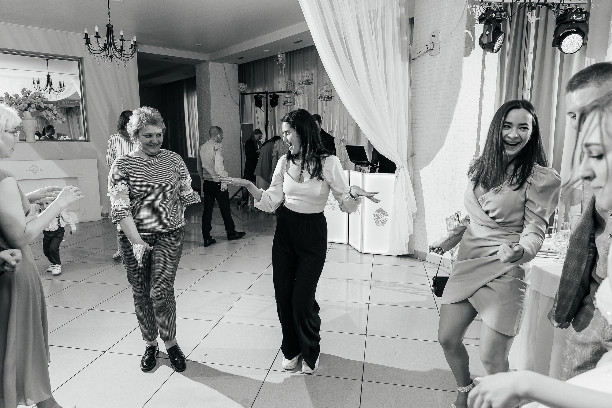 Анастасия и Кирилл (2 июня 2022). Свадебный и семейный фотограф Крамар Наталья