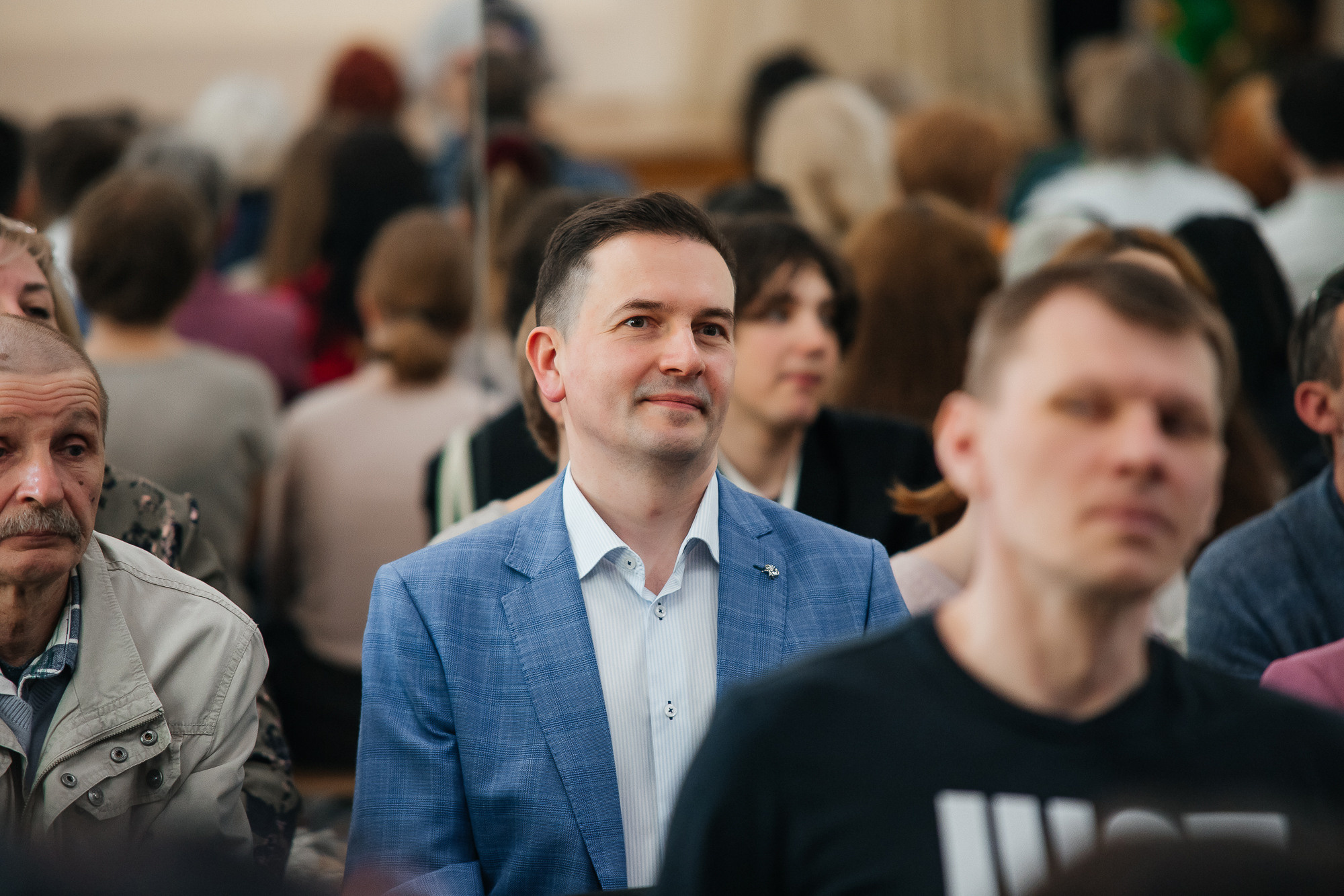 101 лицей — Последний звонок (25 мая 2022). Свадебный и семейный фотограф Крамар Наталья