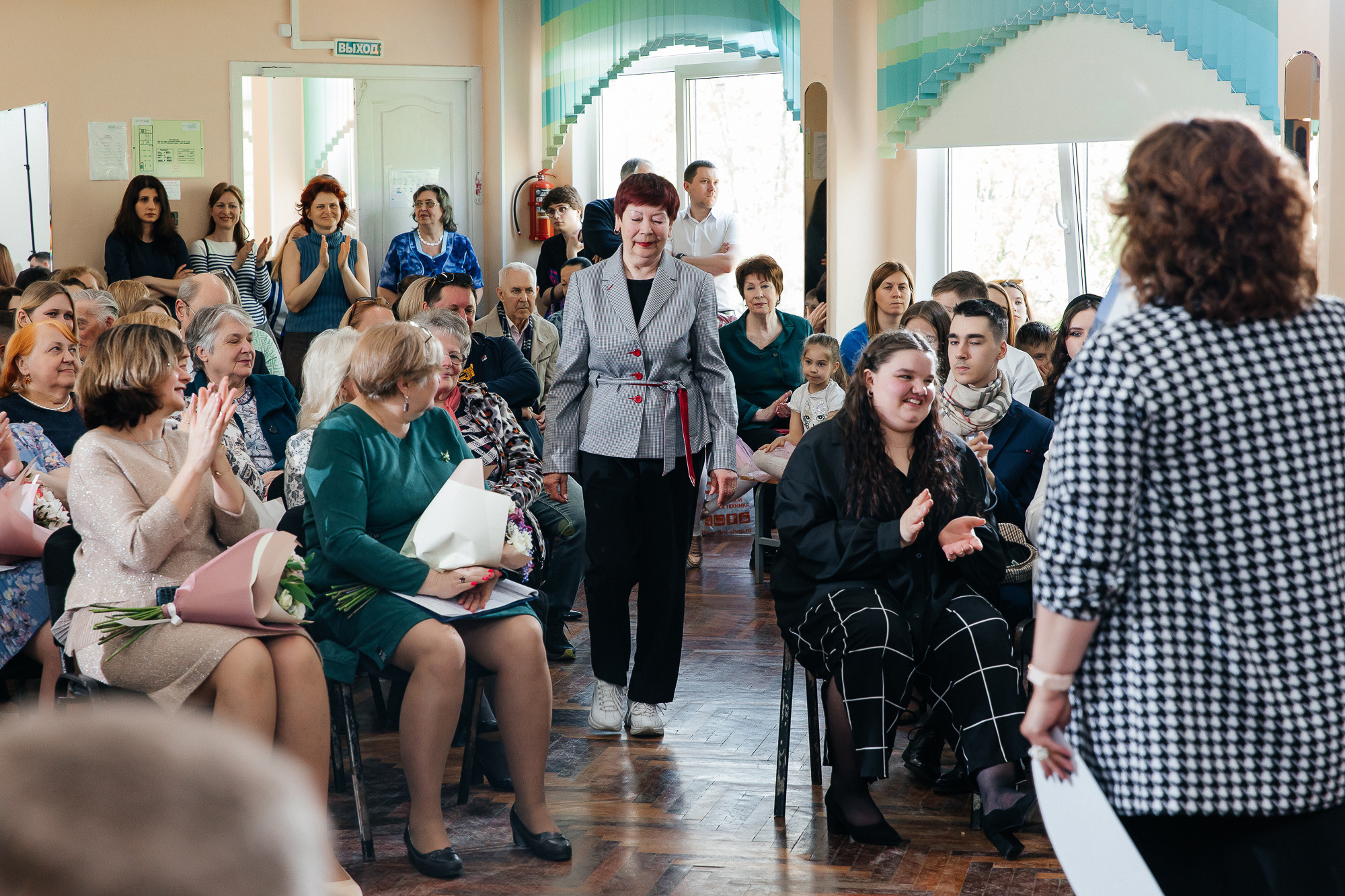 101 лицей — Последний звонок (25 мая 2022). Свадебный и семейный фотограф Крамар Наталья