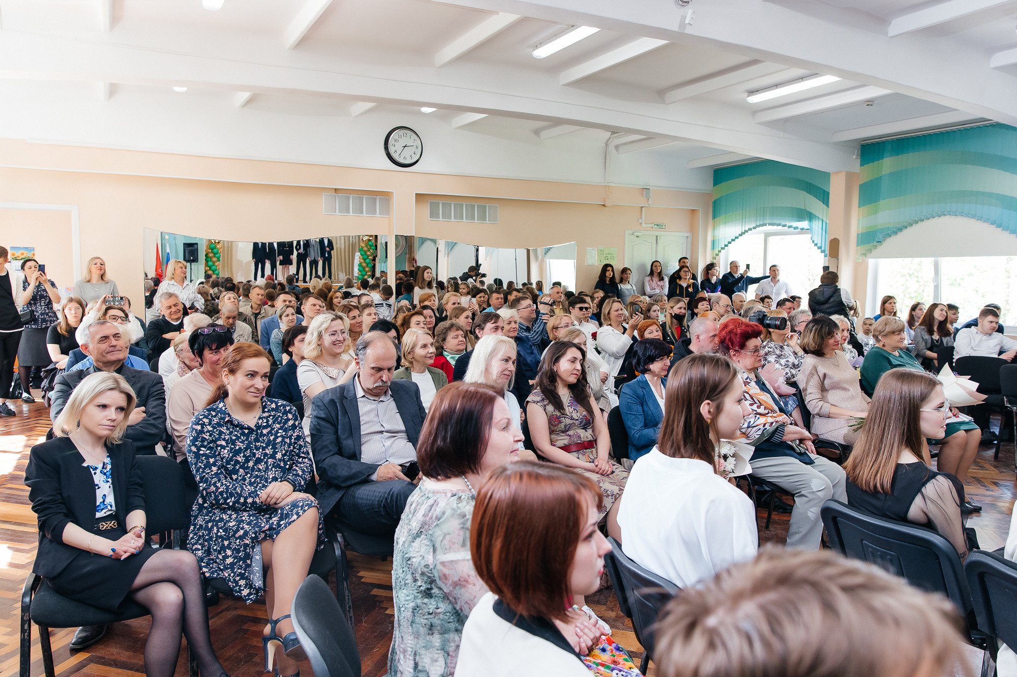 101 лицей — Последний звонок (25 мая 2022). Свадебный и семейный фотограф Крамар Наталья