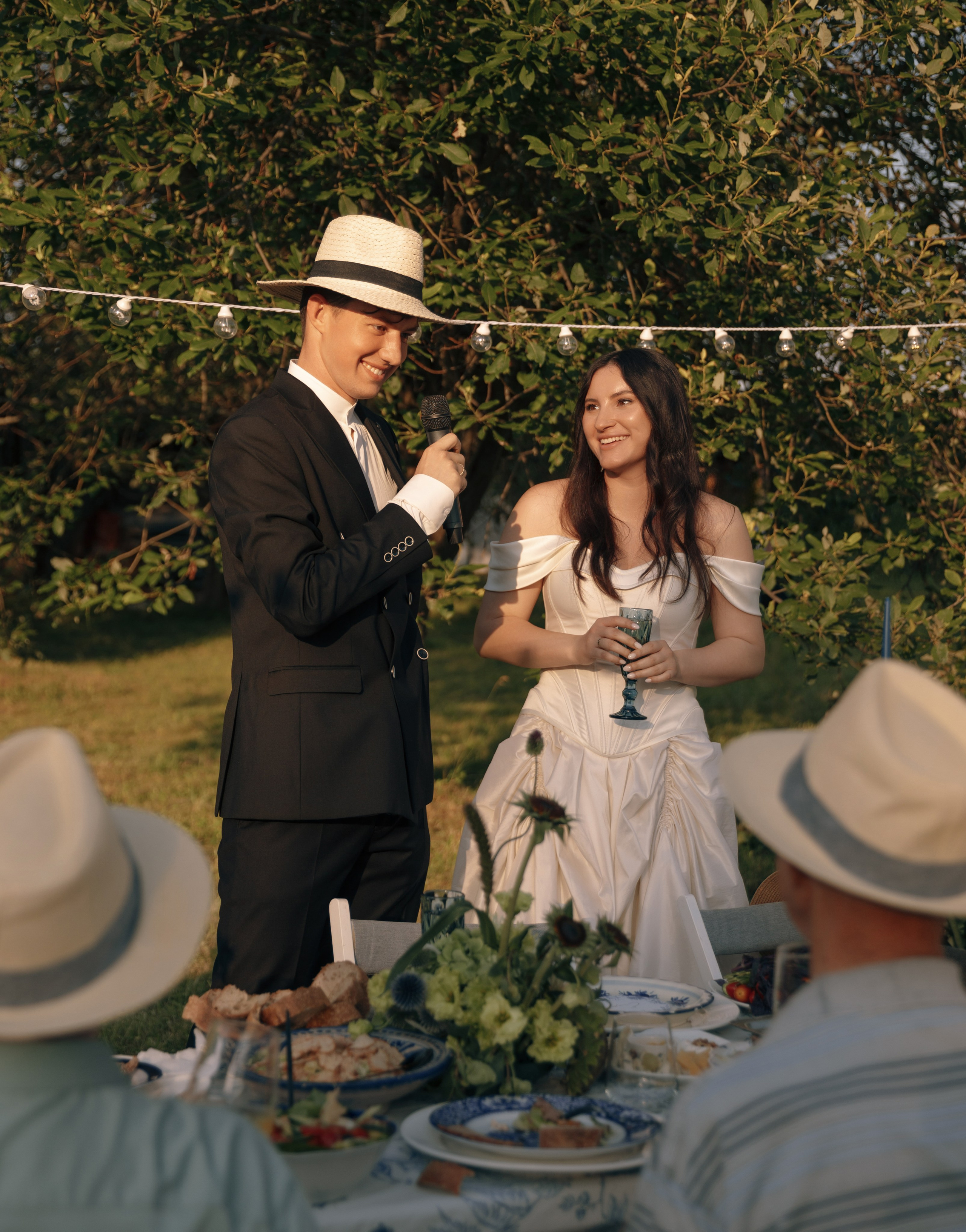 СОН В ЛЕТНЮЮ НОЧЬ